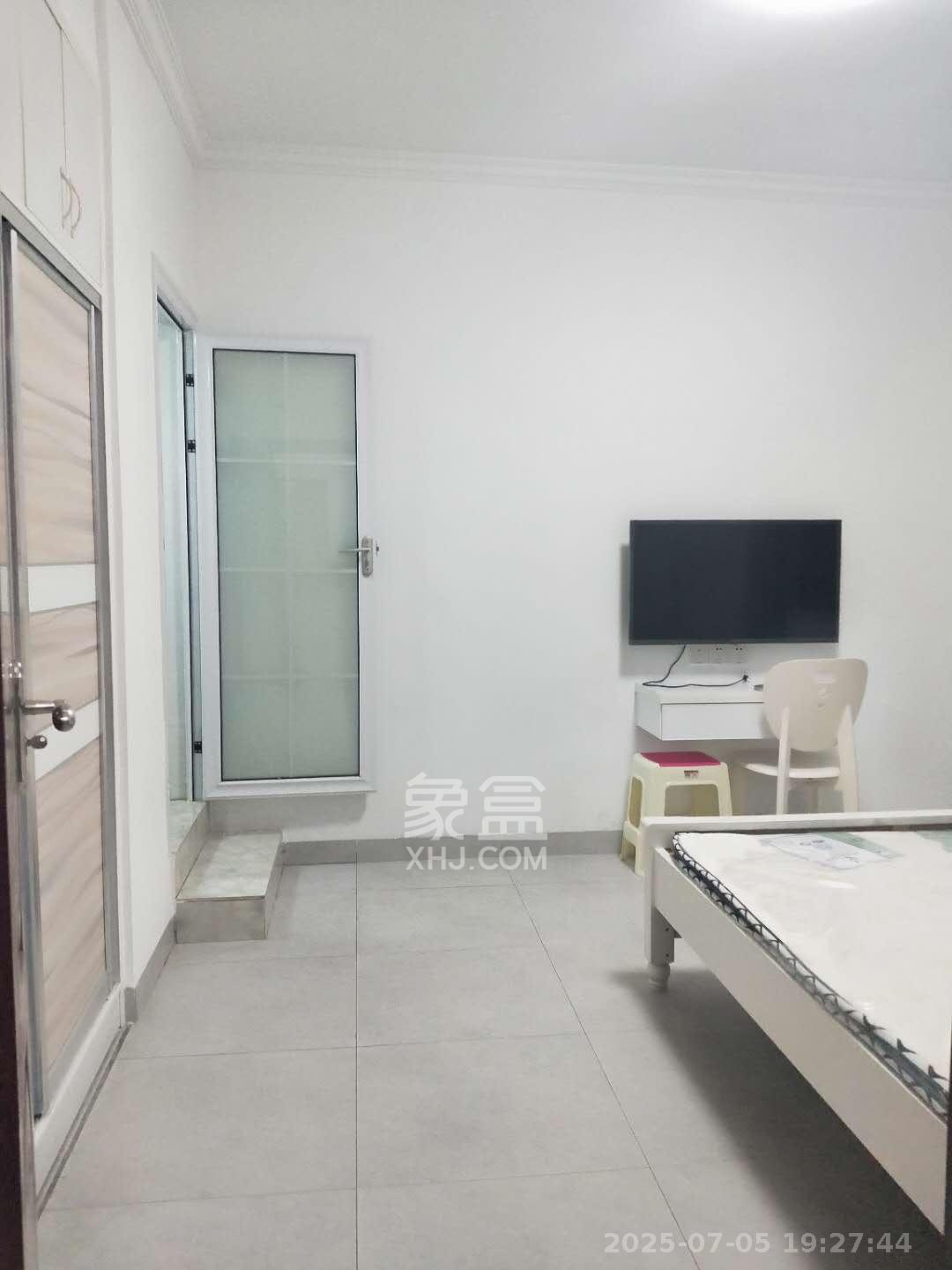 嘉顺苑  1室1厅1卫    1250.0元/月室内图