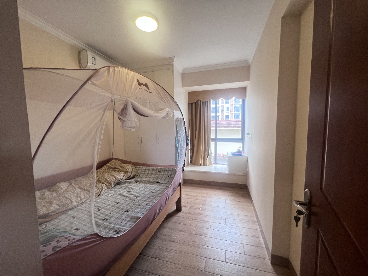 锦绣花园 3室2厅1卫 135.0万 锦绣花园 3室2厅1卫 135.0万室内图