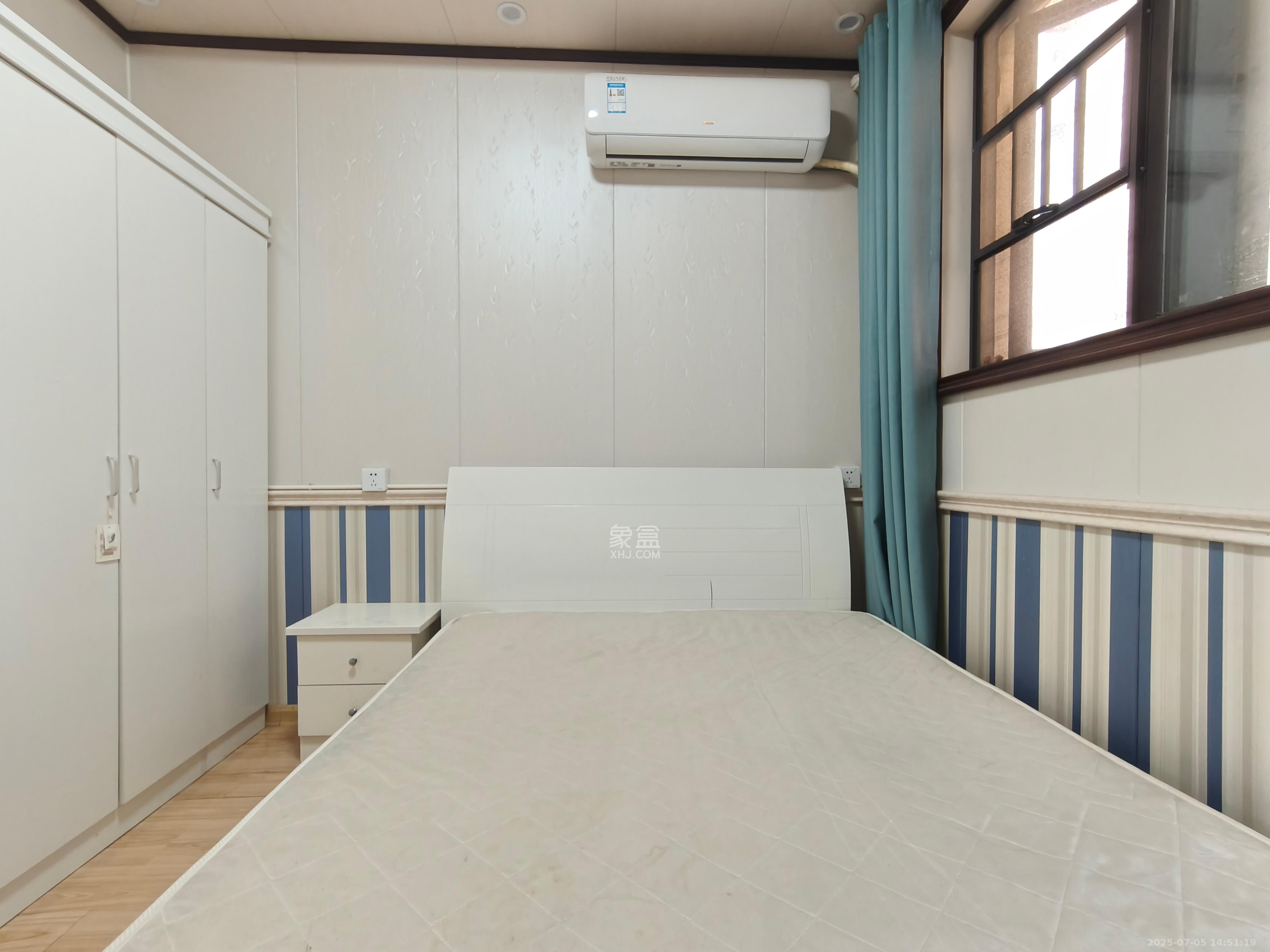 和泓梅溪四季  4室2厅1卫    2500.0元/月室内图