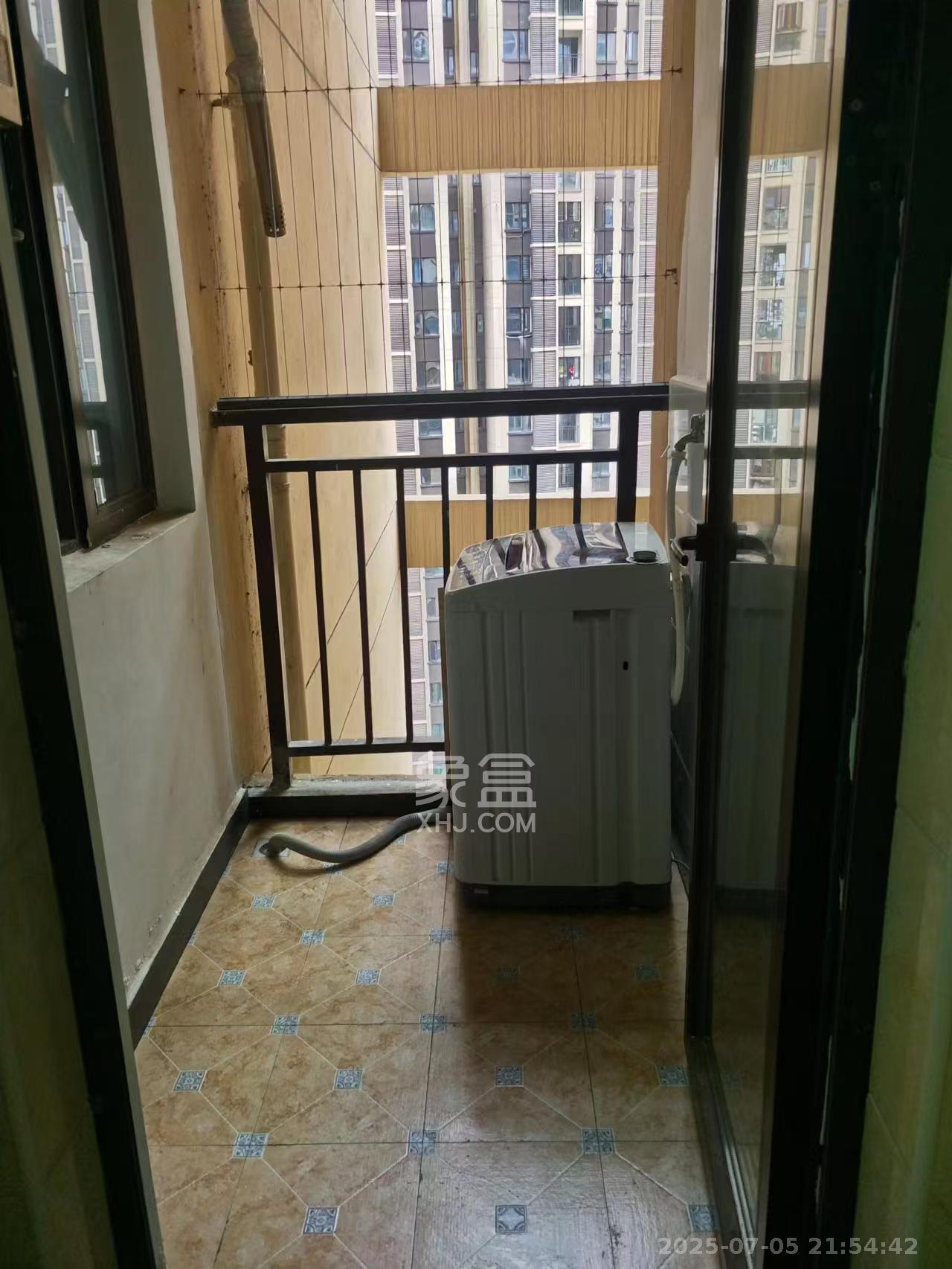 梅溪鑫苑名家 3室2厅1卫 2000.0元/月 梅溪鑫苑名家 3室2厅1卫 2000.0元/月室内图