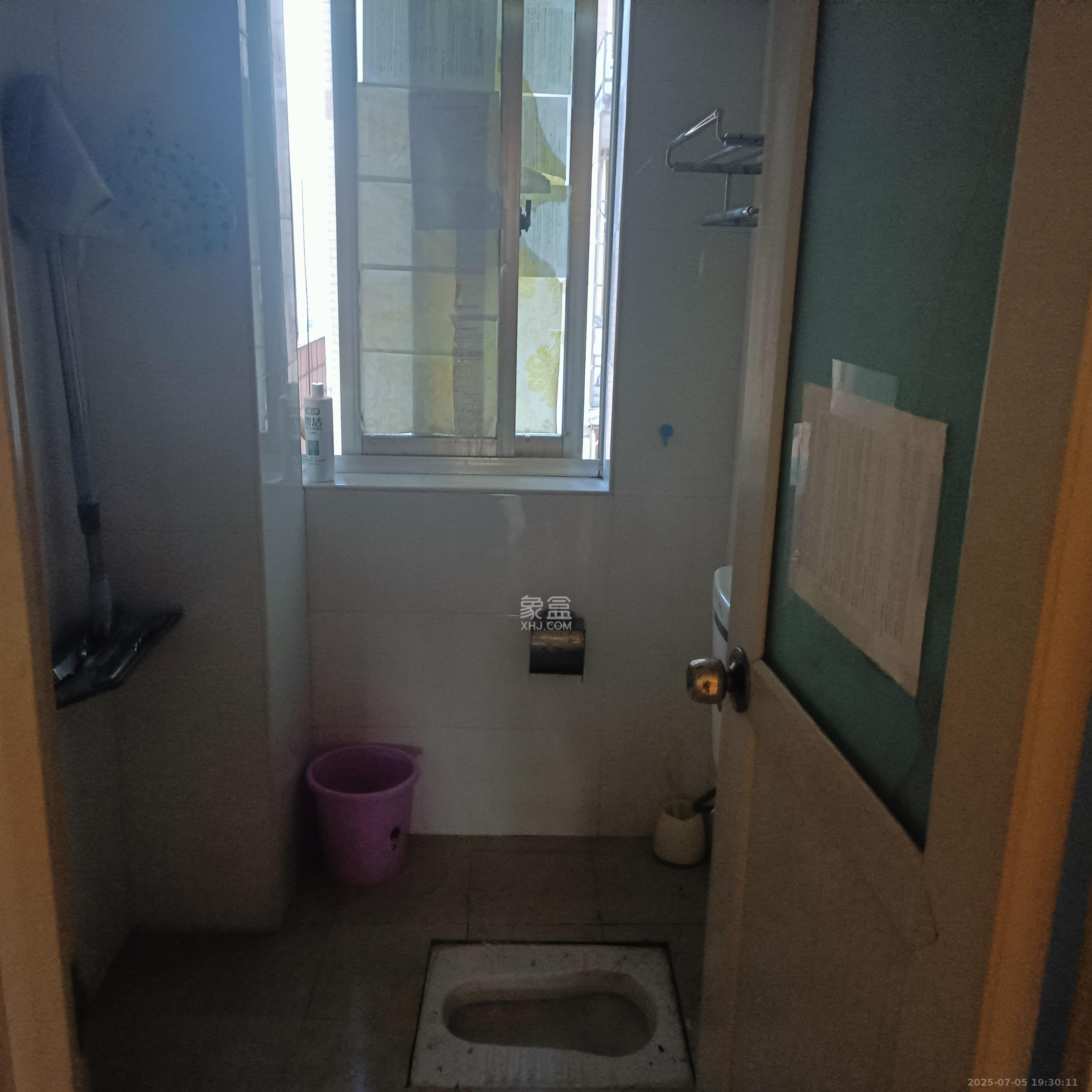 东城一品（国杰大厦）  4室2厅2卫    3500.0元/月室内图