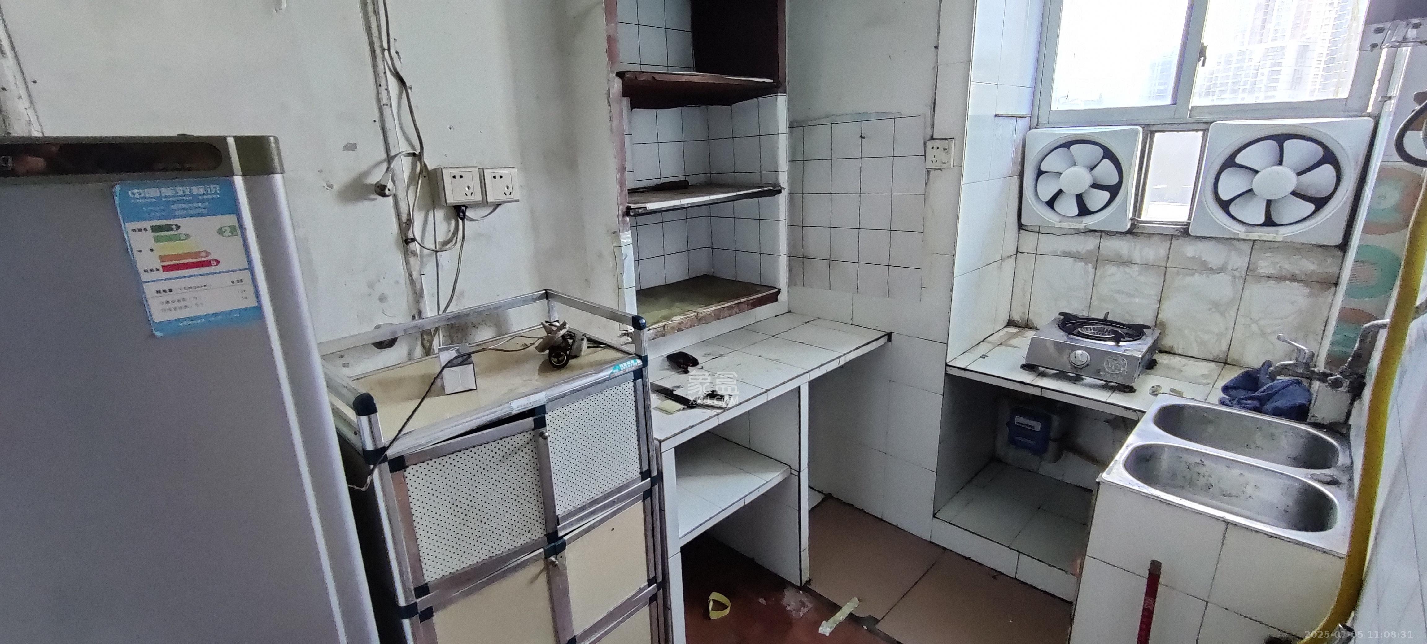 马家冲社区(马家冲小区) 2室1厅1卫 1300.0元/月 马家冲社区(马家冲小区) 2室1厅1卫 1300.0元/月室内图