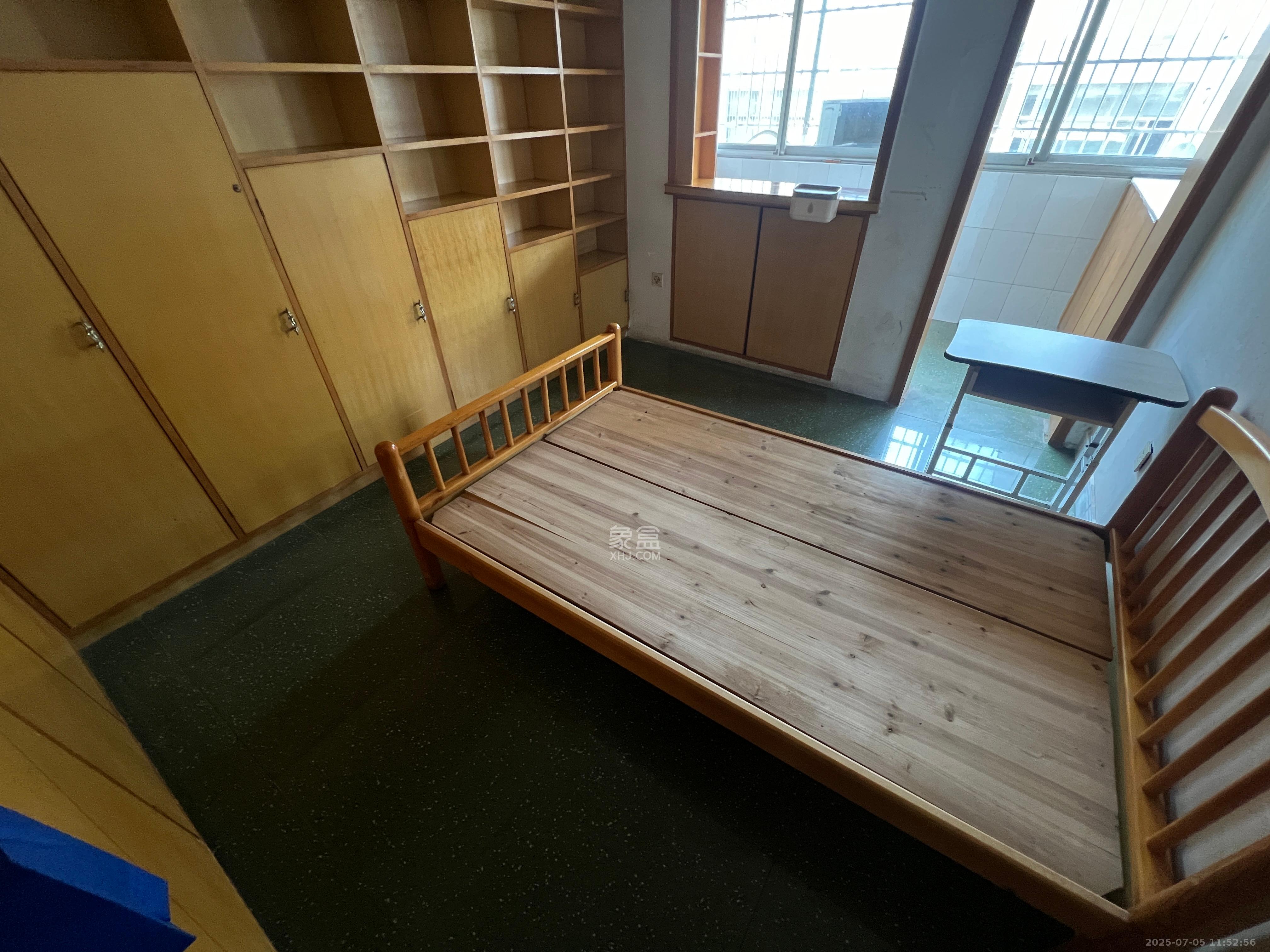 华银南苑  2室2厅1卫   1900.00元/月室内图