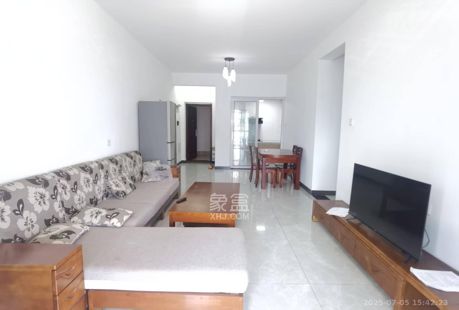 乾源国际  3室2厅2卫    2000.0元/月 乾源国际  3室2厅2卫    2000.0元/月室内图