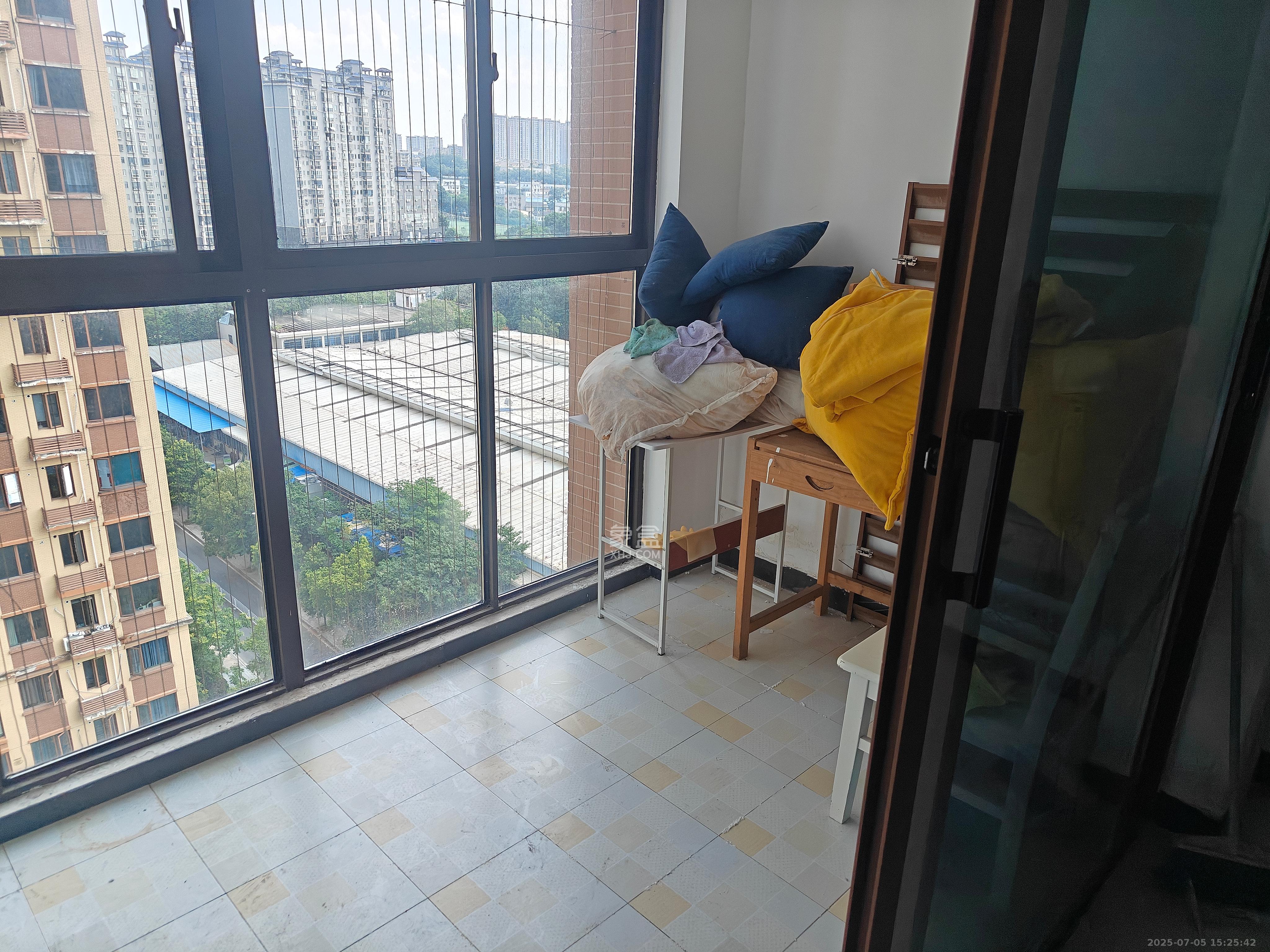 万里时代  3室1厅1卫   2800.00元/月室内图