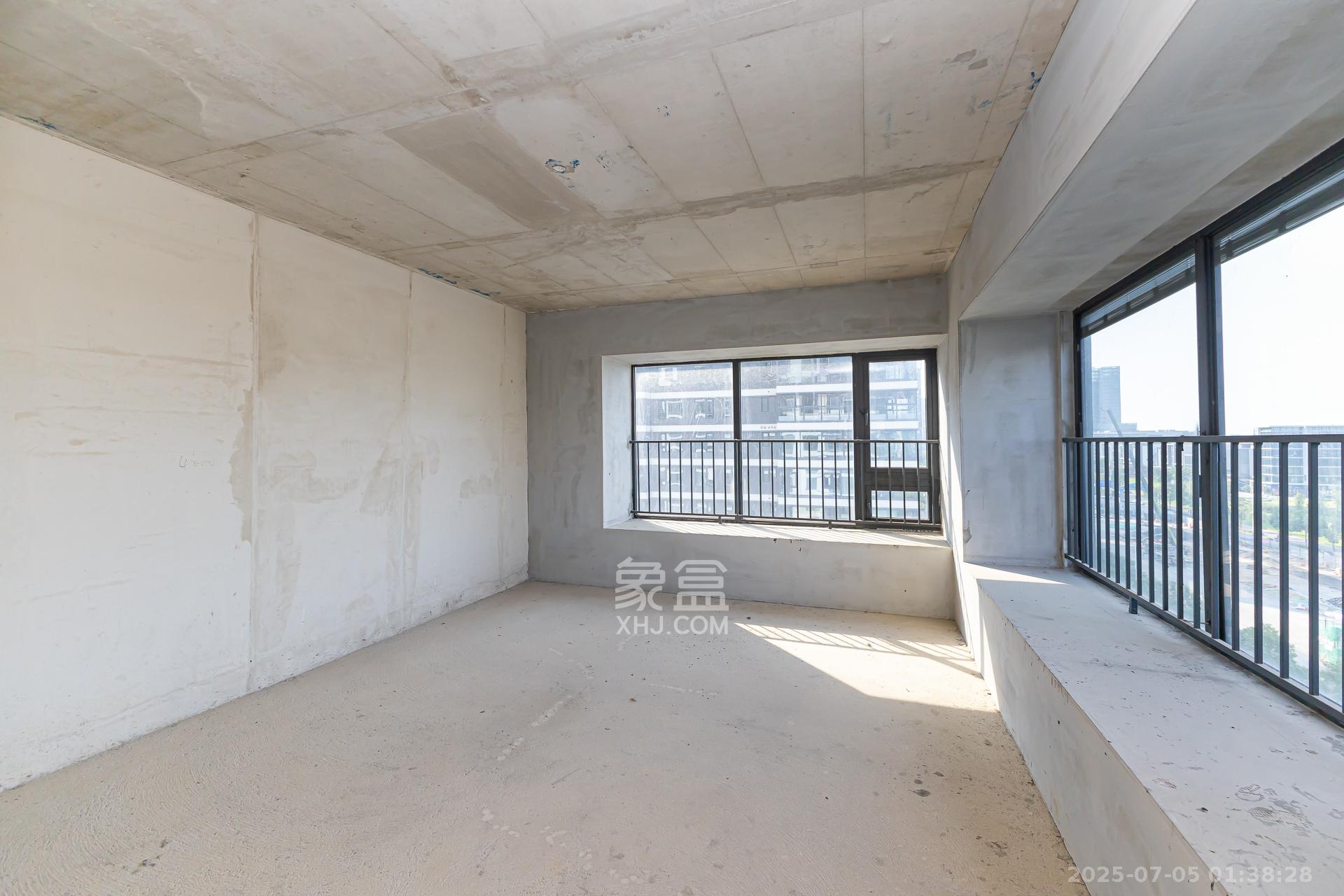 越秀湘江星汇城一期 4室2厅3卫 260.0万 越秀湘江星汇城一期 4室2厅3卫 260.0万卧室