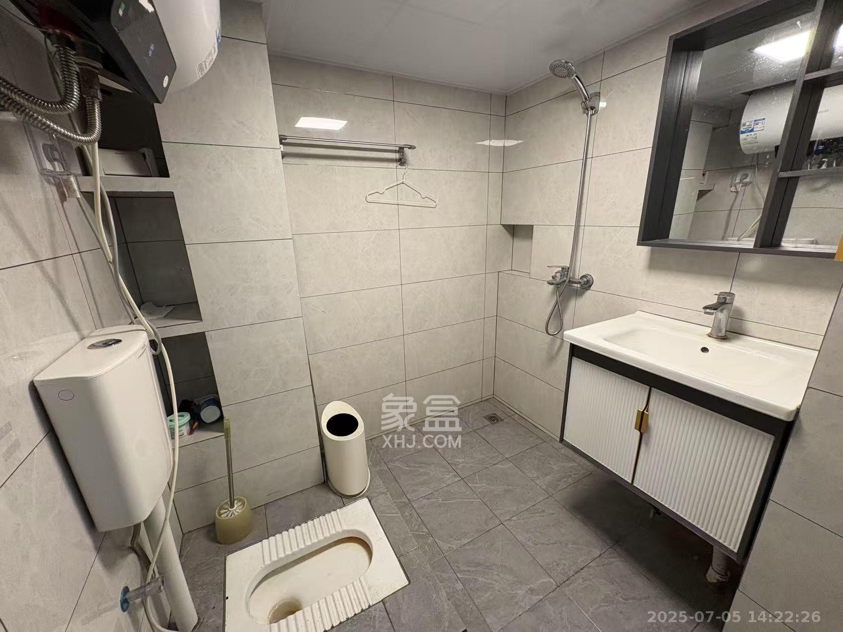 欣隆居  1室0厅0卫    2400.0元/月 欣隆居  1室0厅0卫    2400.0元/月室内图