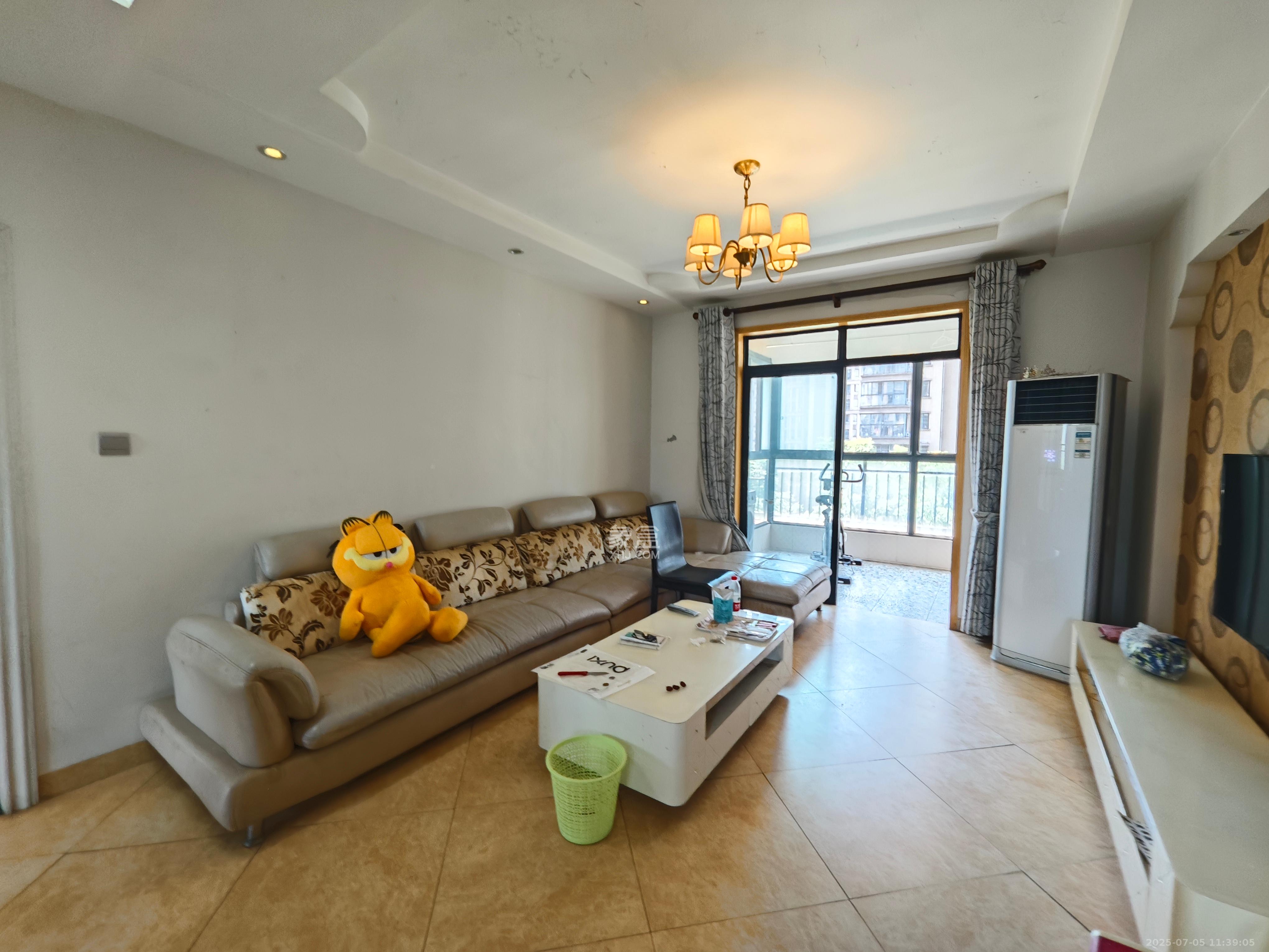 中建麓山和苑  2室2厅1卫   1600.00元/月