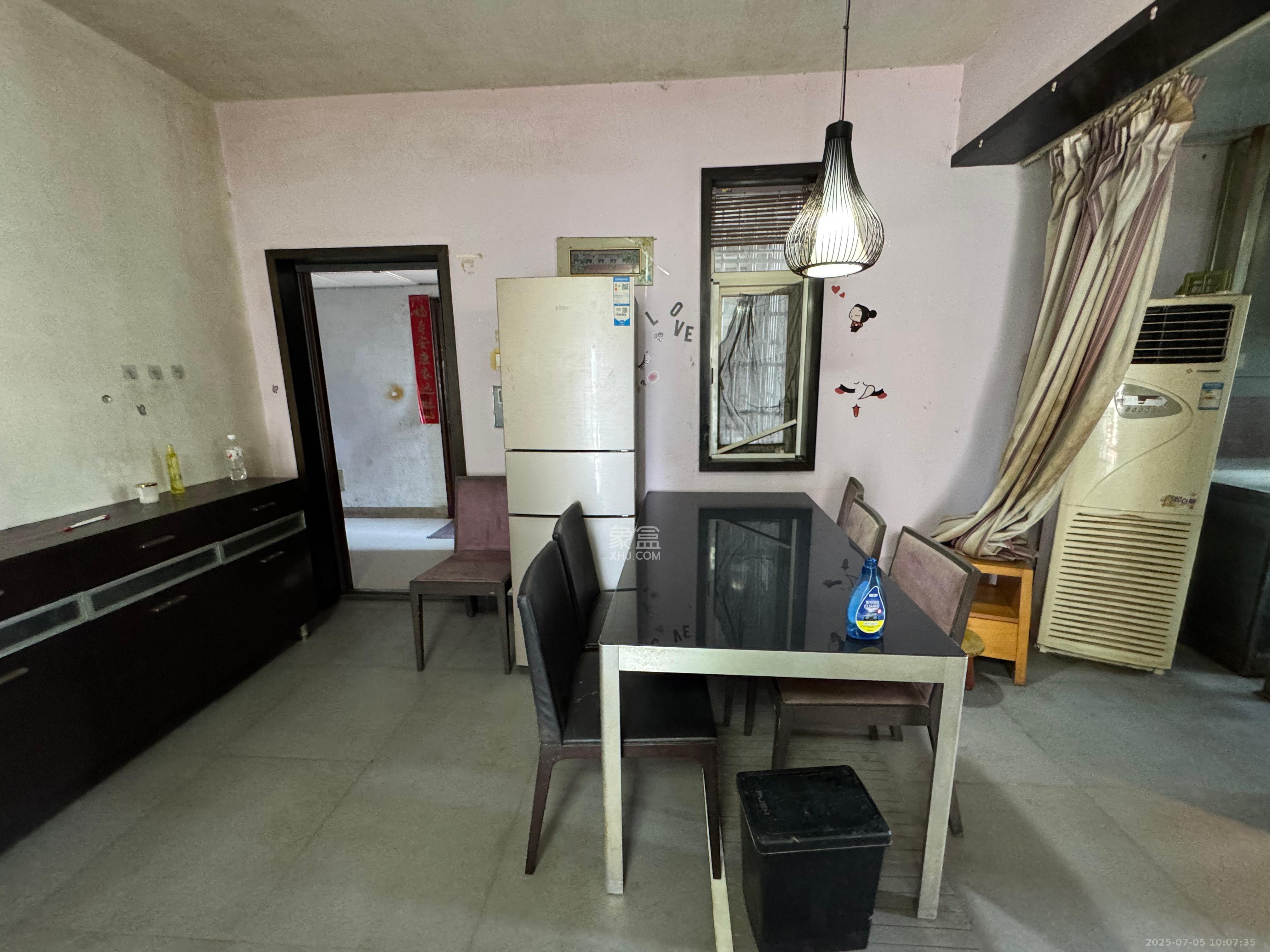 申奥美域 3室2厅1卫 2100.0元/月 申奥美域 3室2厅1卫 2100.0元/月室内图