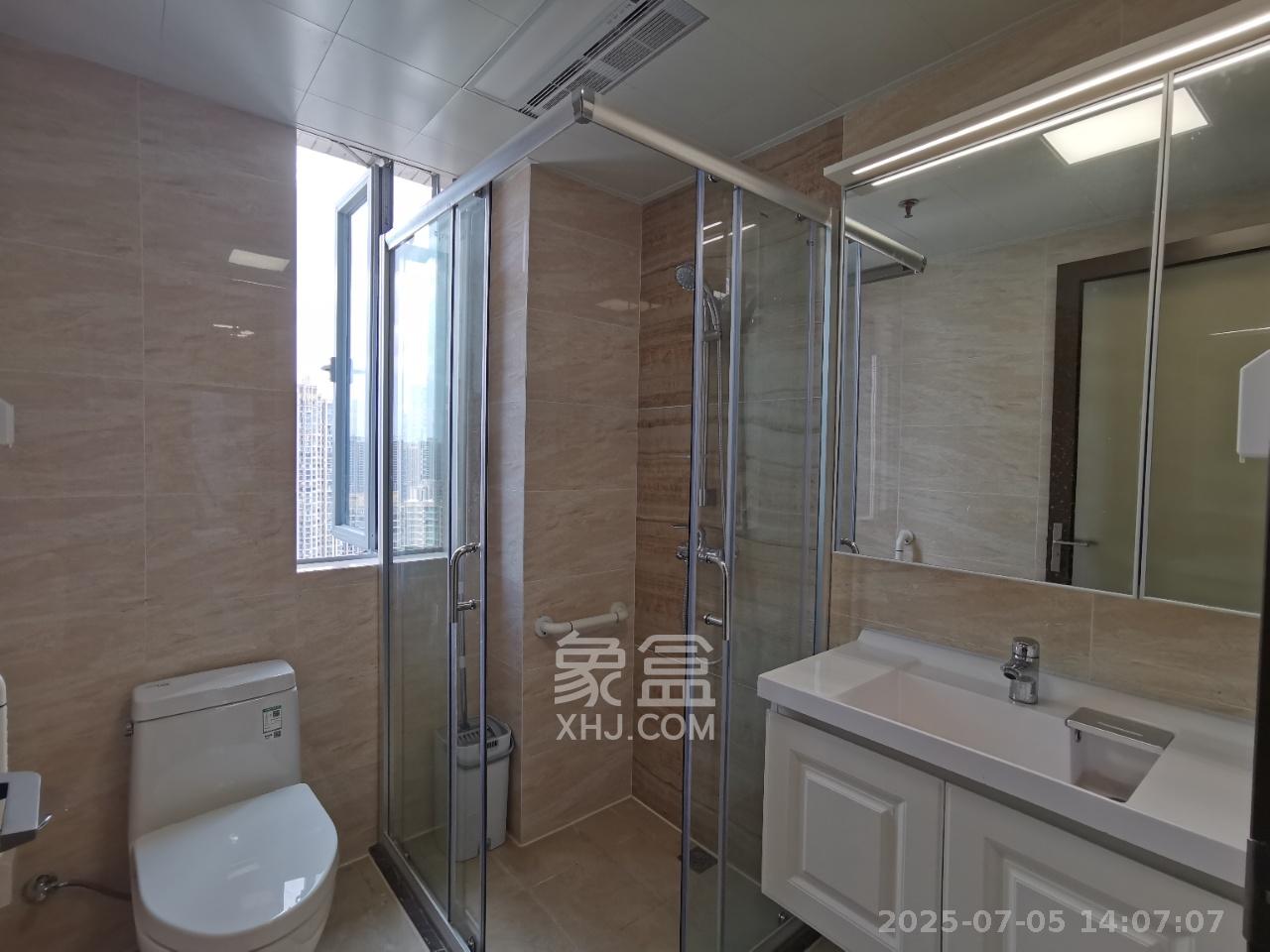 保利天禧C区  4室2厅2卫   5500.00元/月室内图