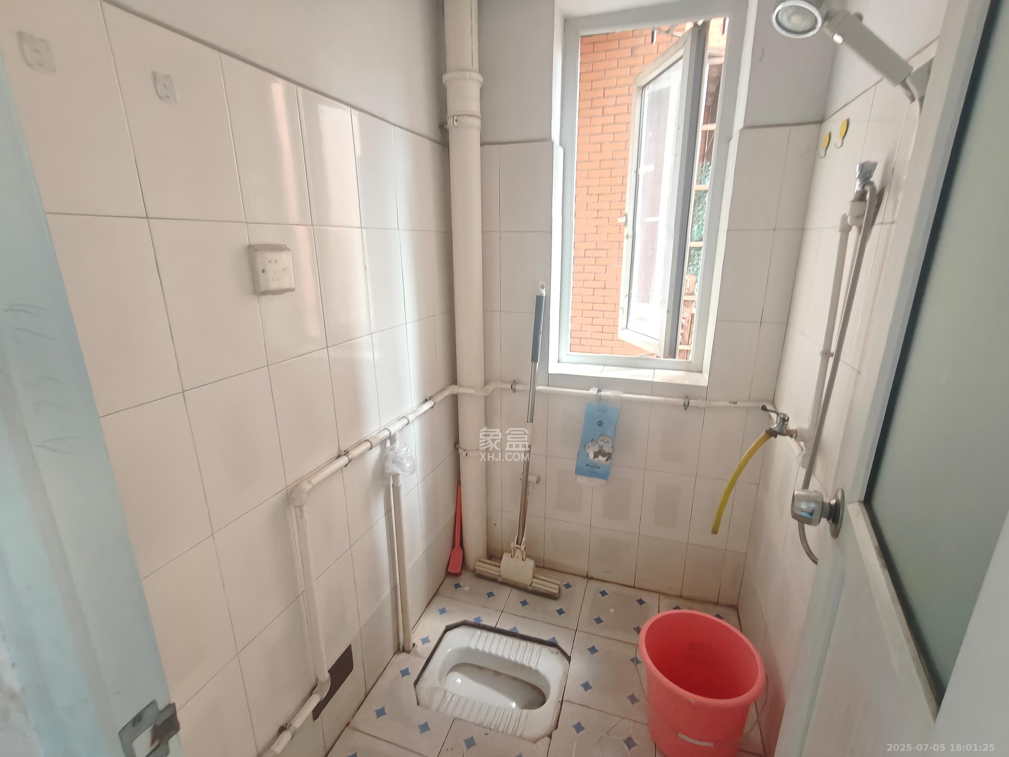 诚兴园 2室1厅1卫 1200.0元/月 诚兴园 2室1厅1卫 1200.0元/月室内图