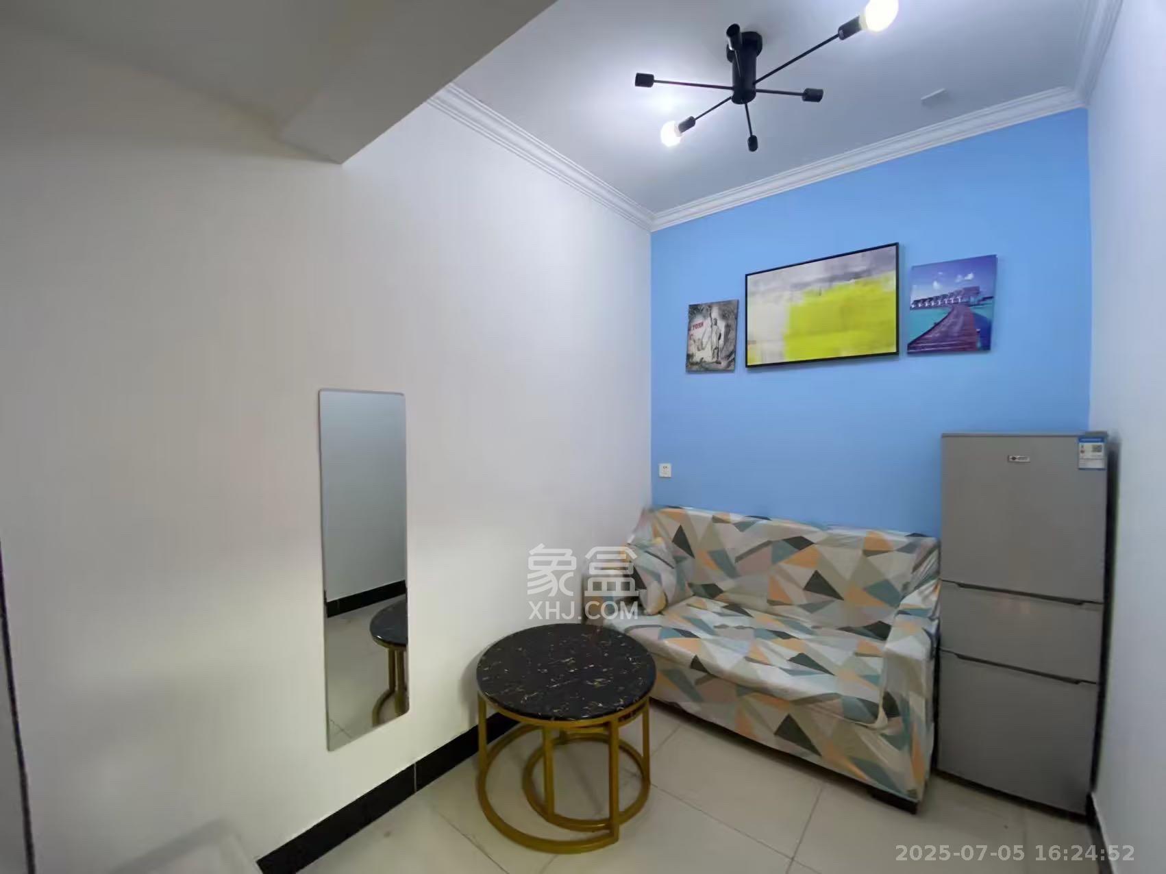 嘉雨兴园 2室1厅1卫 1900.0元/月 嘉雨兴园 2室1厅1卫 1900.0元/月室内图