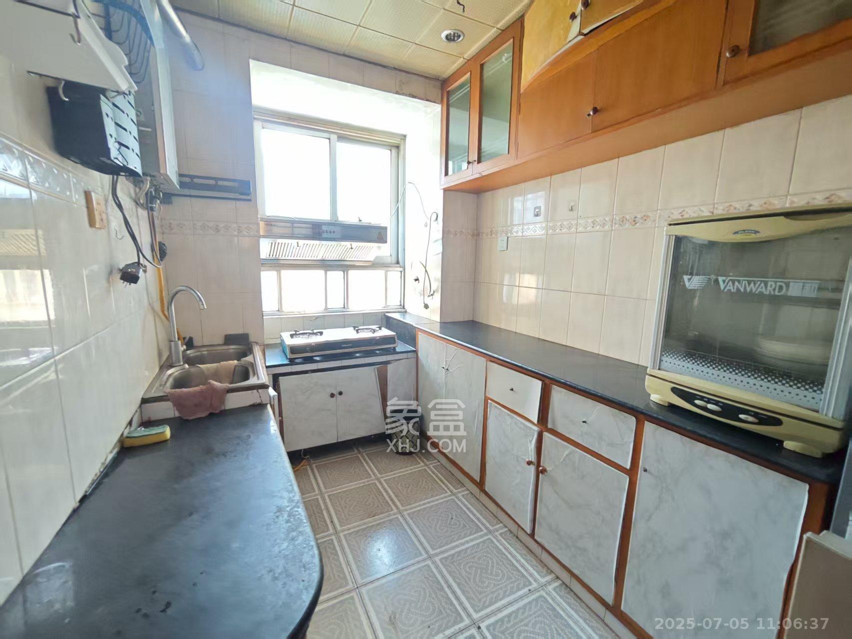 湖南省第六工程公司宿舍(扫把塘) 3室2厅1卫 1800.0元/月 湖南省第六工程公司宿舍(扫把塘) 3室2厅1卫 1800.0元/月室内图