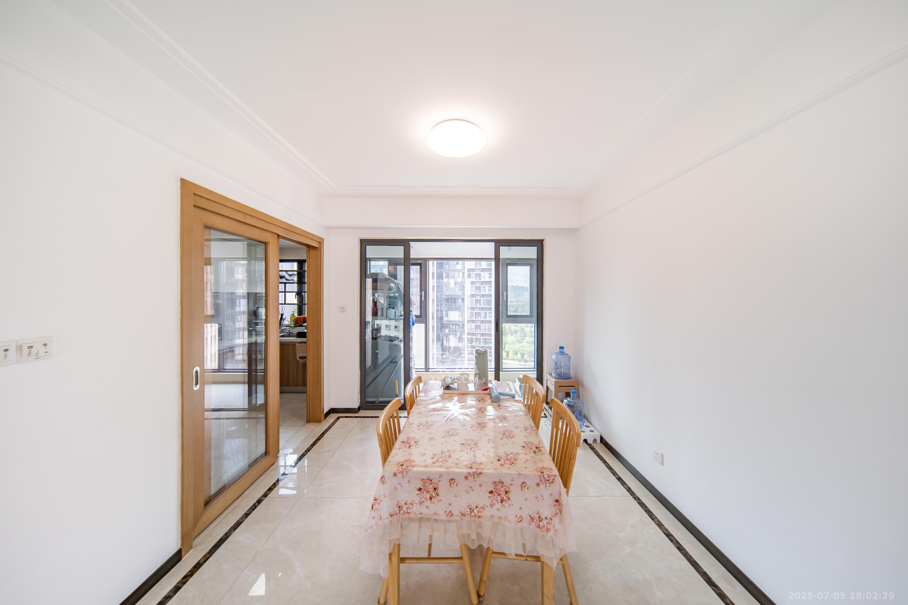 深业鹭栖府 4室2厅2卫 198.0万 深业鹭栖府 4室2厅2卫 198.0万其他