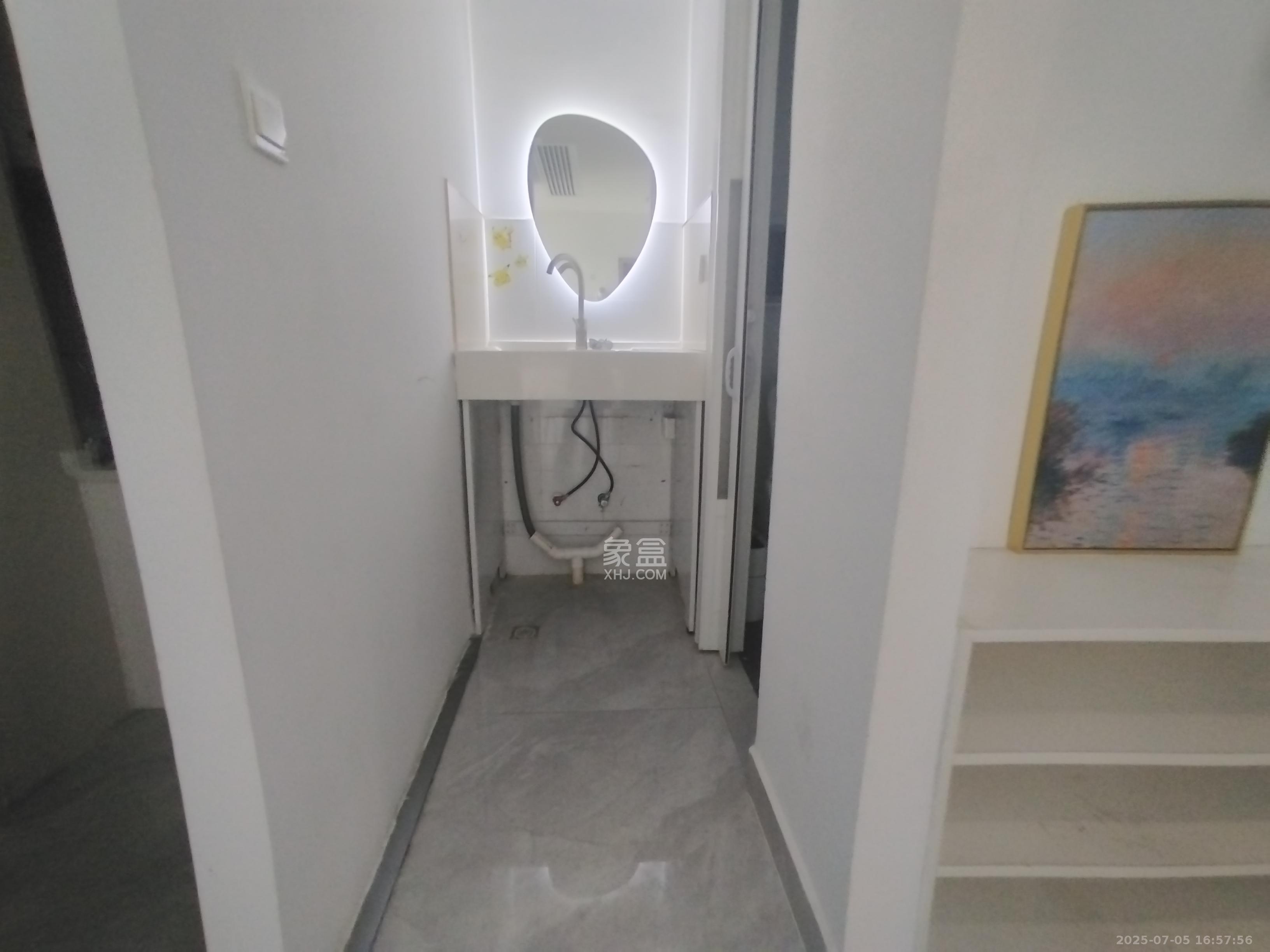 世茂铂曼  3室2厅1卫    4000.0元/月室内图