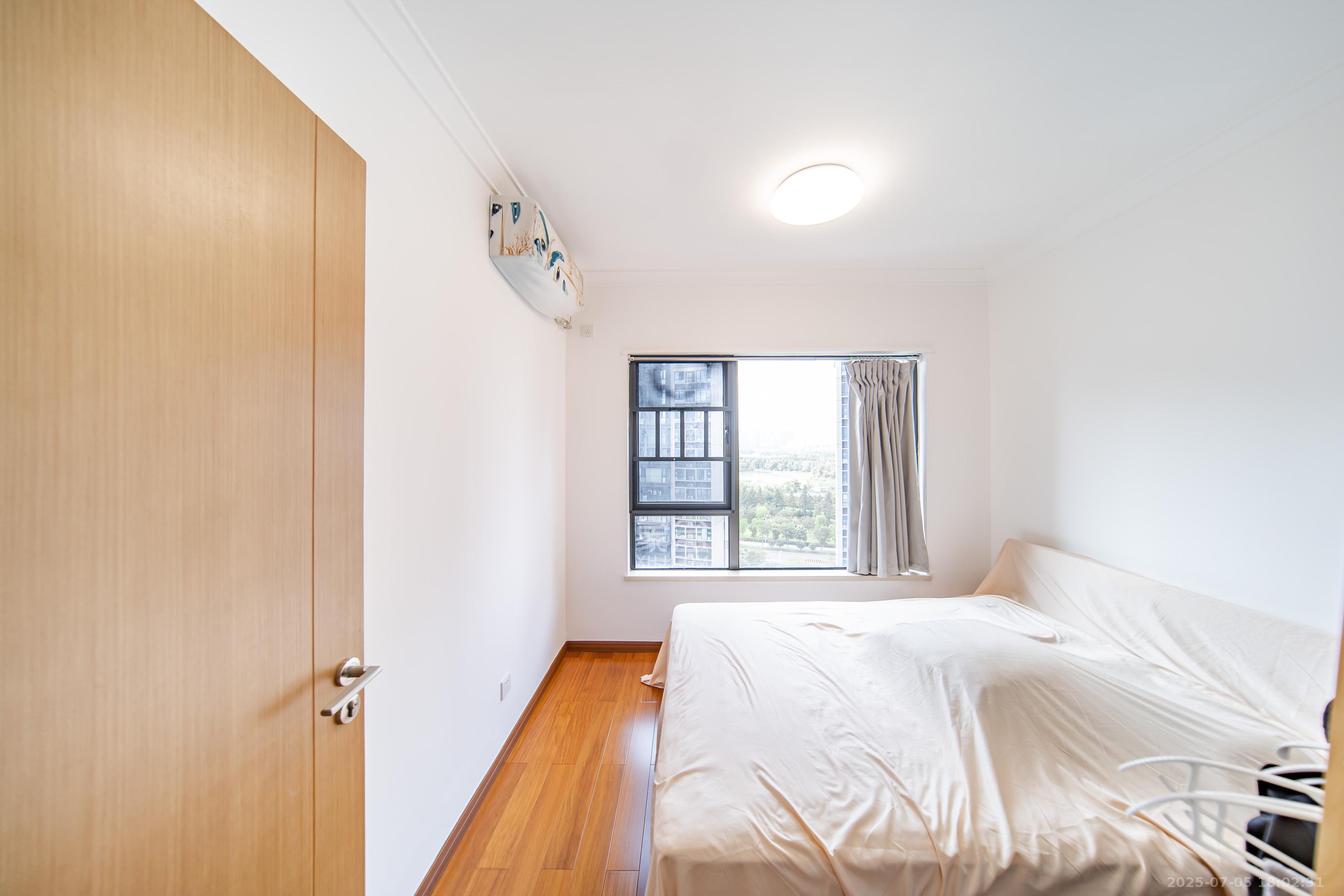 深业鹭栖府 4室2厅2卫 198.0万 深业鹭栖府 4室2厅2卫 198.0万卧室