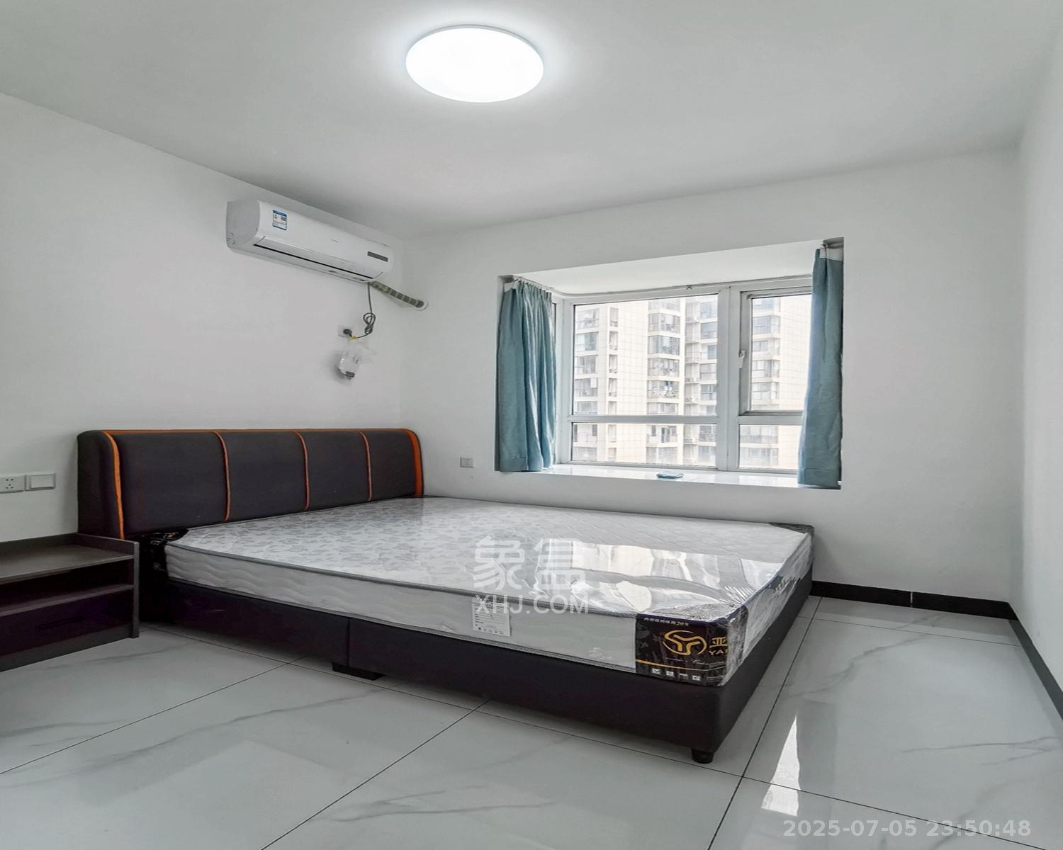 和悦城(蟠龙景苑) 3室2厅2卫 75.8万 和悦城(蟠龙景苑) 3室2厅2卫 75.8万卧室