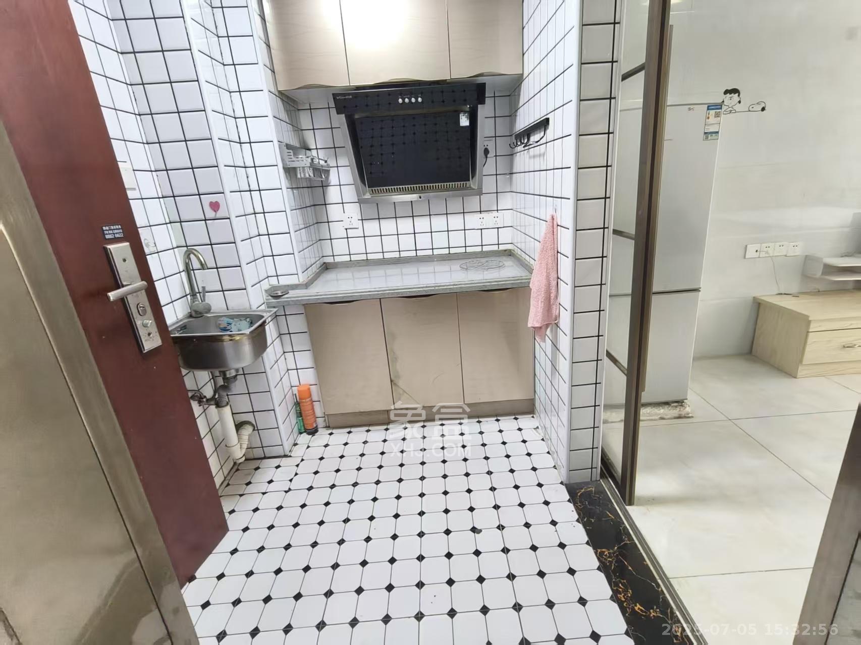 星城映象  1室1厅1卫   1500.00元/月室内图