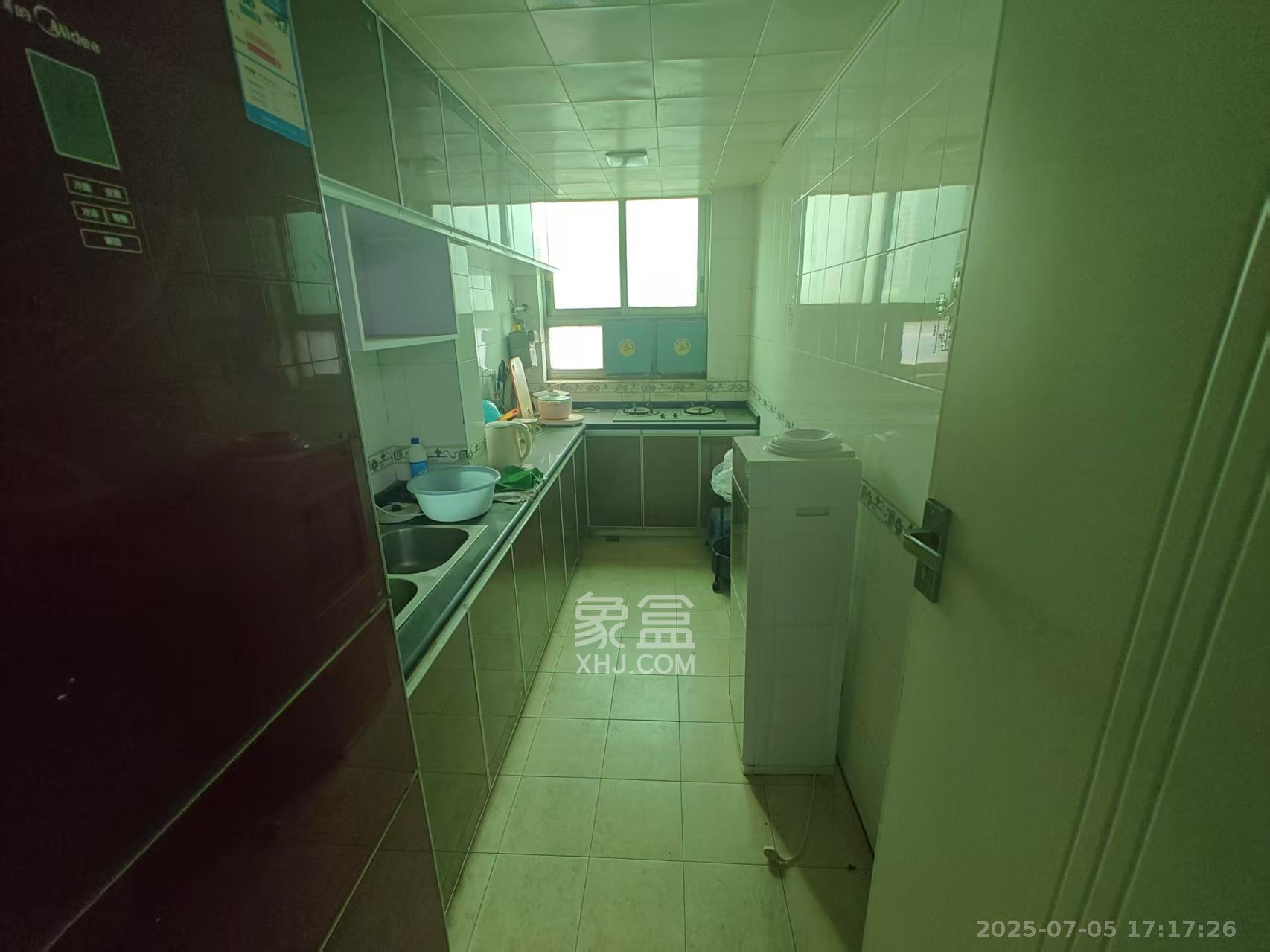 银海大厦 3室2厅1卫 3700.0元/月 银海大厦 3室2厅1卫 3700.0元/月室内图