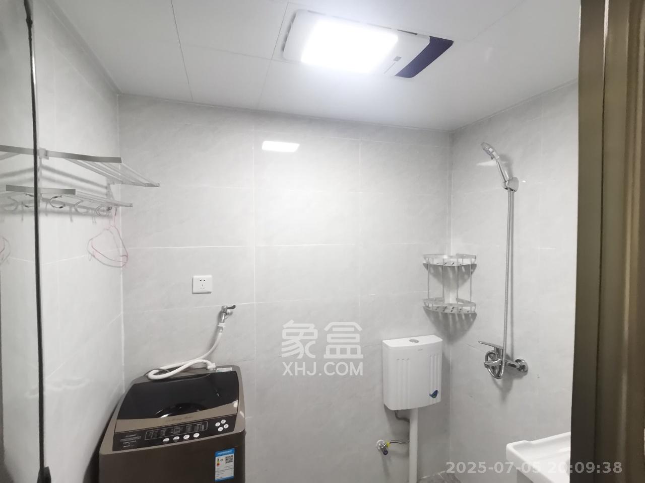 和润园三期  1室1厅1卫   1550.00元/月室内图