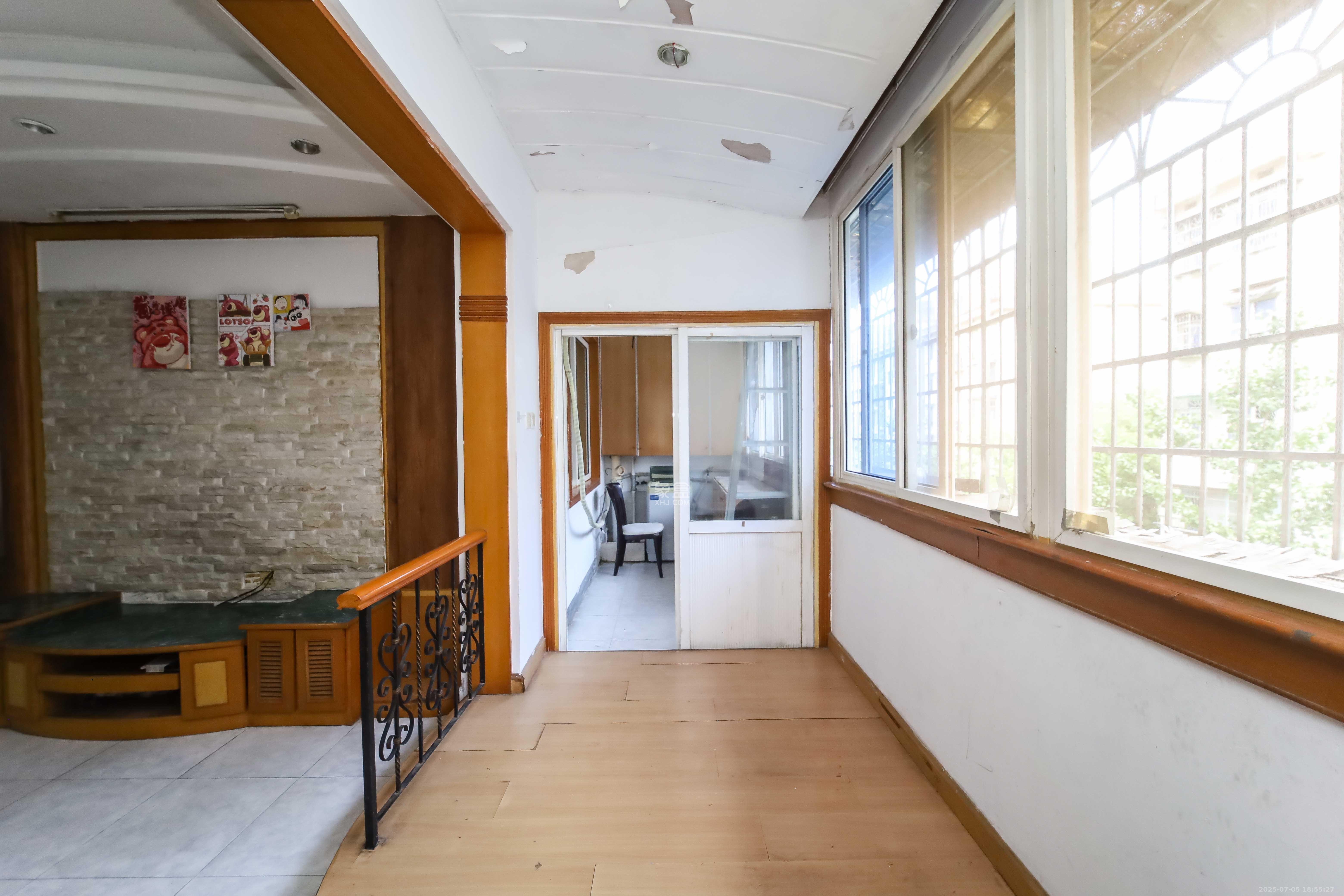 荷花园电信宿舍(天辰荷花苑)  2室2厅1卫    54.8万 荷花园电信宿舍(天辰荷花苑)  2室2厅1卫    54.8万阳台