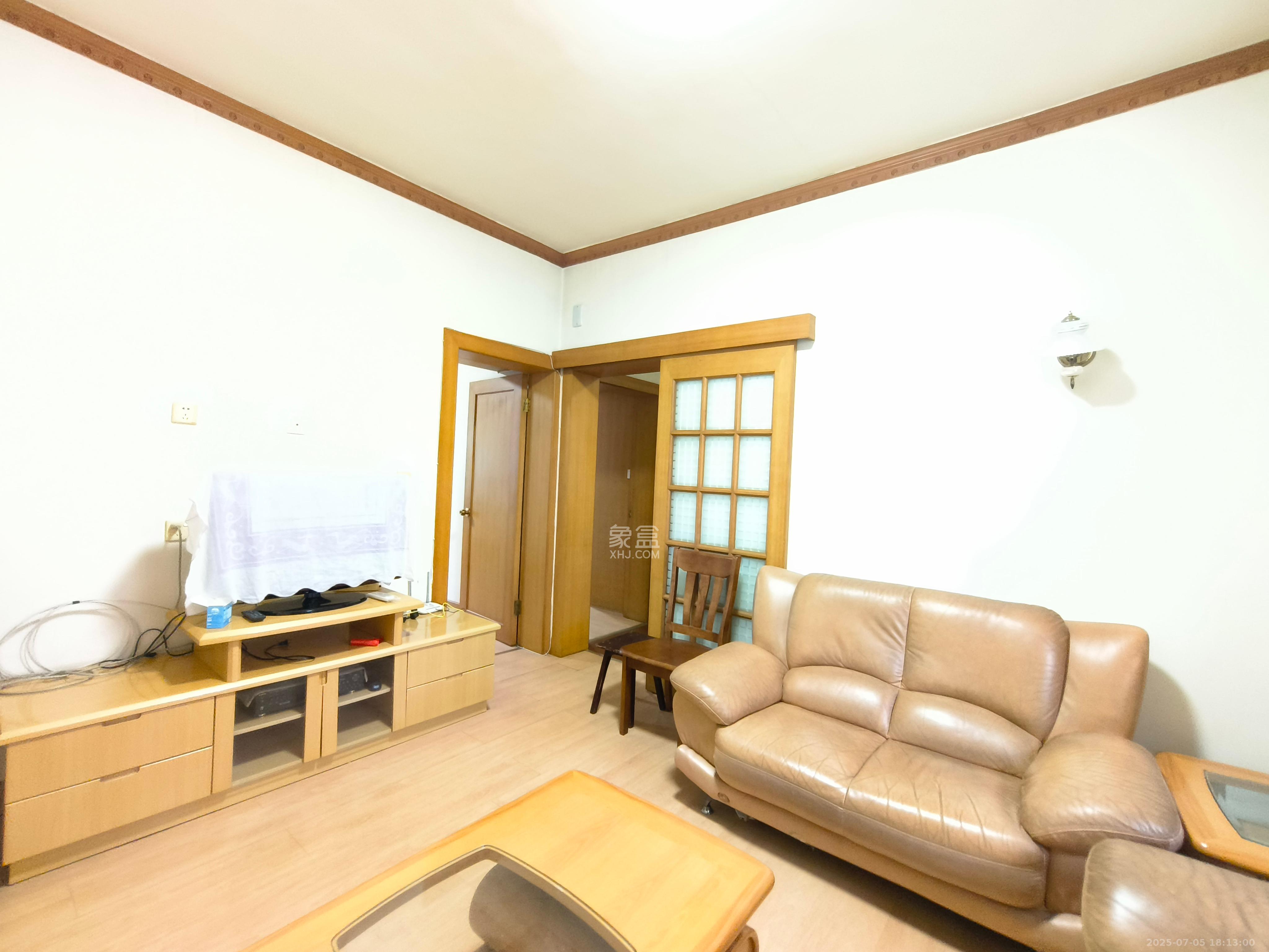 长沙师范教职工宿舍 2室2厅1卫 2300.0元/月 长沙师范教职工宿舍 2室2厅1卫 2300.0元/月室内图