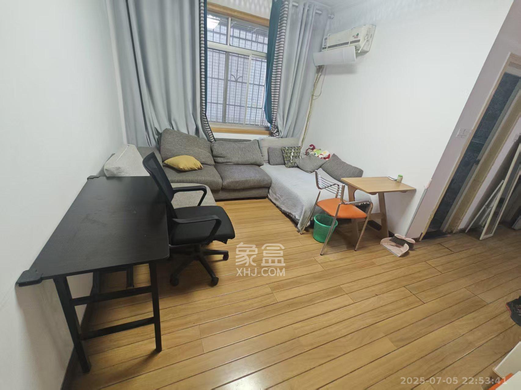 东方新世界  2室1厅1卫   2100.00元/月
