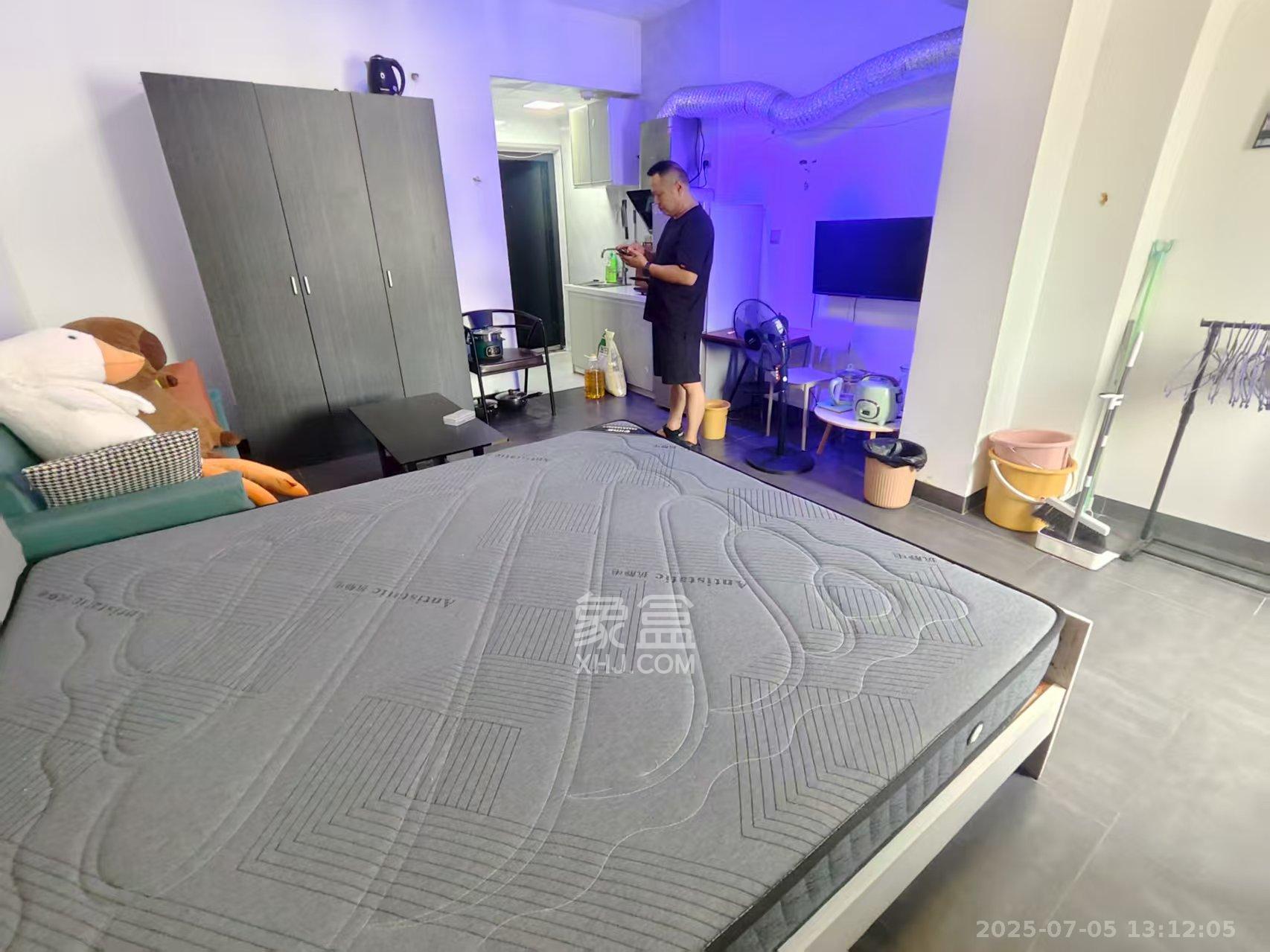 谋房博客(博客天街)  1室1厅1卫    1400.0元/月室内图