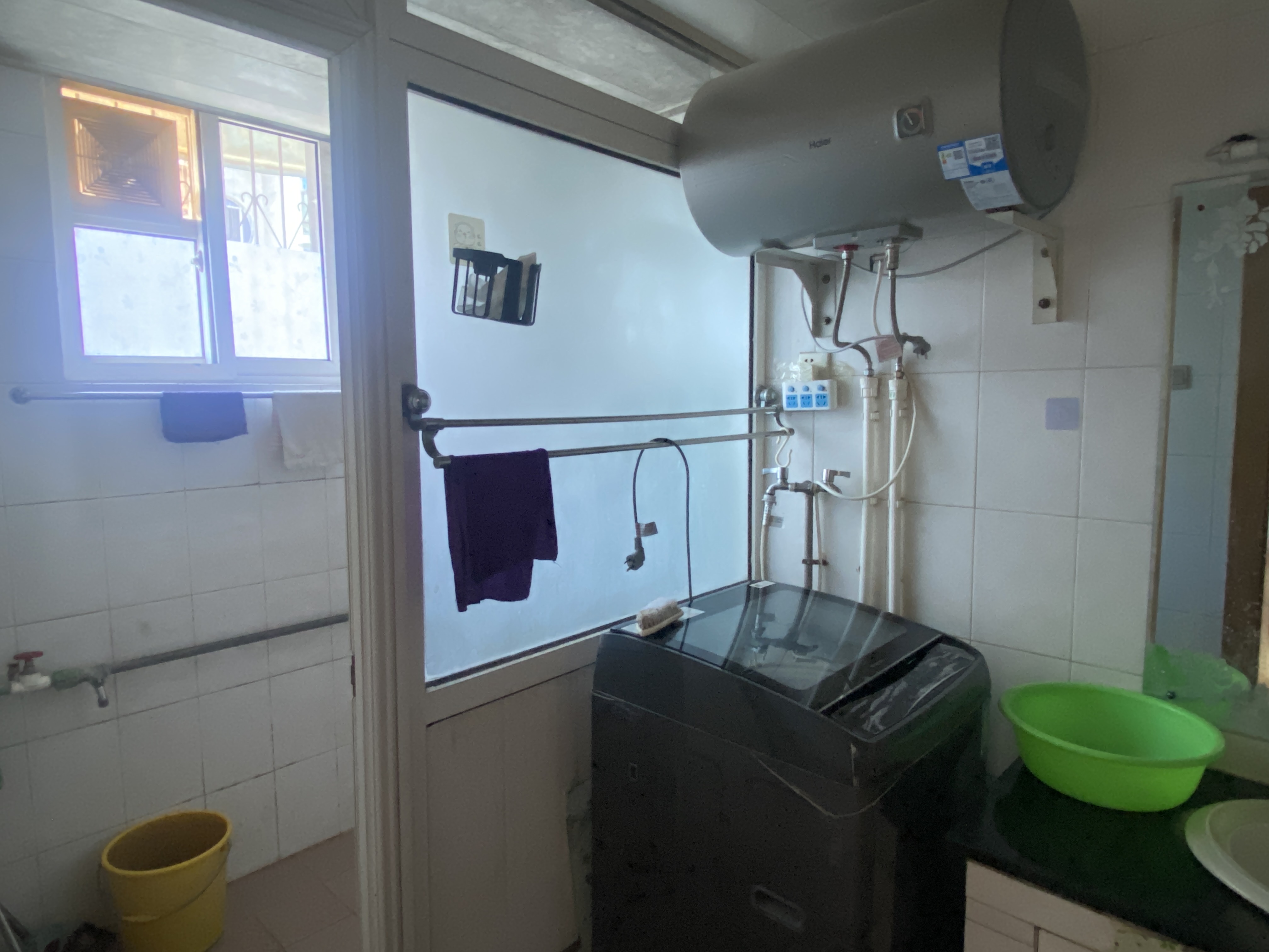 区税务局家属楼 3室2厅2卫 49.8万 区税务局家属楼 3室2厅2卫 49.8万客厅