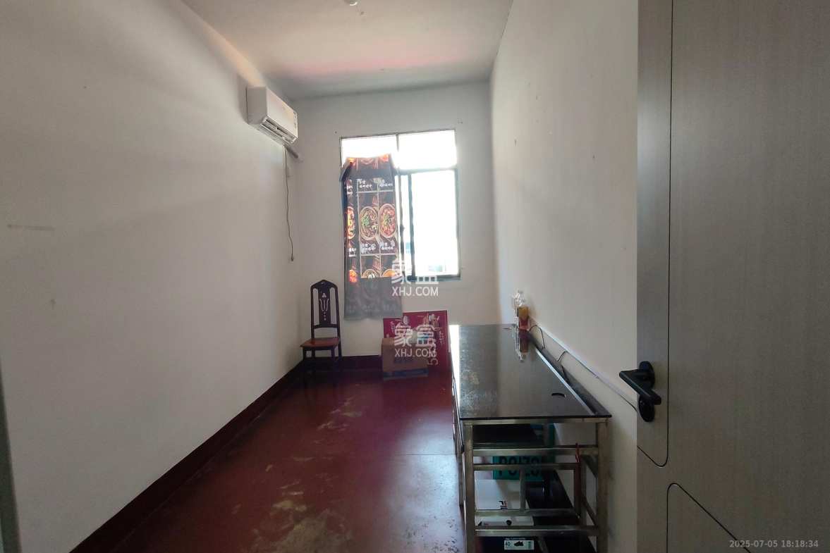 矿山研究院 2室1厅1卫 1700.0元/月 矿山研究院 2室1厅1卫 1700.0元/月室内图