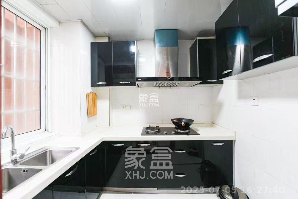 湘府十城（汇财御景湾新寓,汇财国际）  3室2厅1卫   2300.00元/月室内图