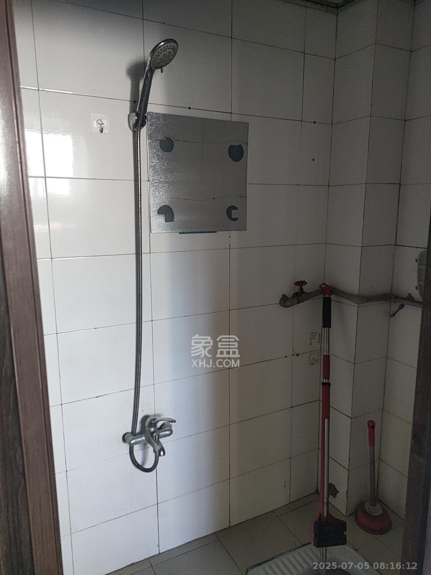 东瓜山一村  2室1厅1卫   1300.00元/月