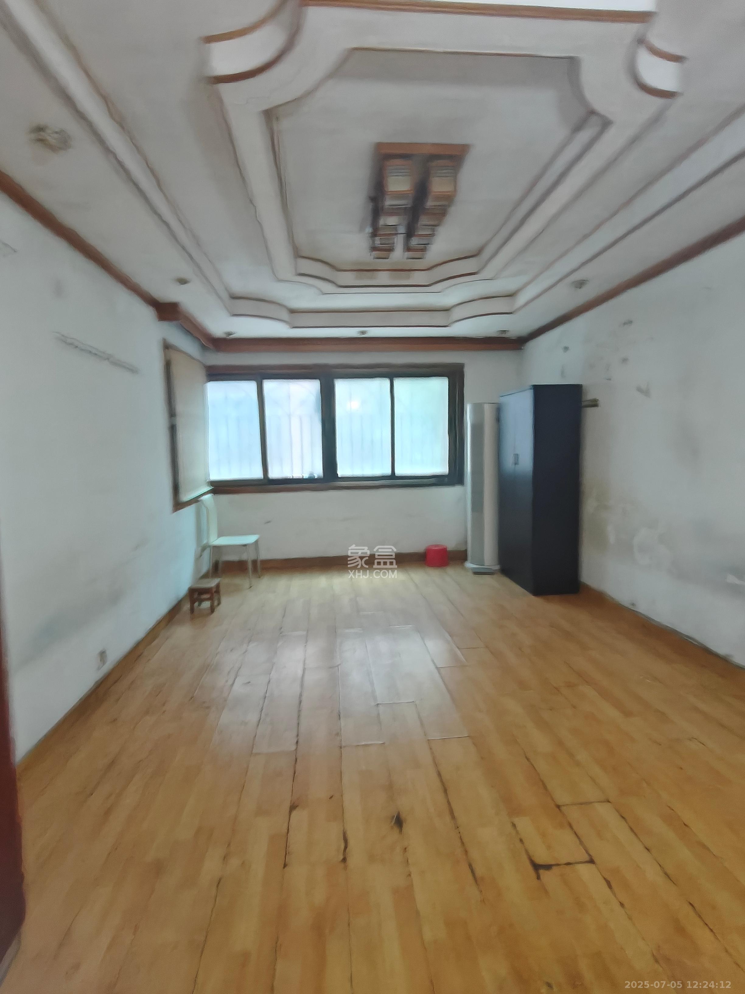 新富城  3室1厅1卫    2600.0元/月 新富城  3室1厅1卫    2600.0元/月室内图