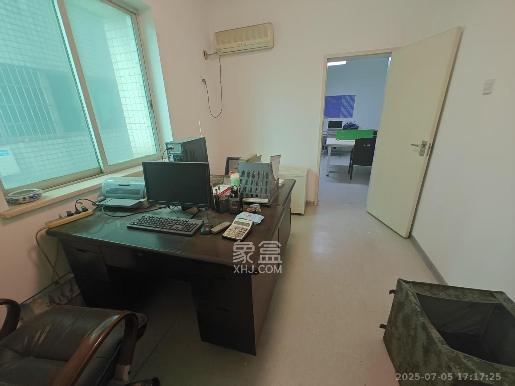 银海大厦 3室2厅1卫 3700.0元/月 银海大厦 3室2厅1卫 3700.0元/月室内图