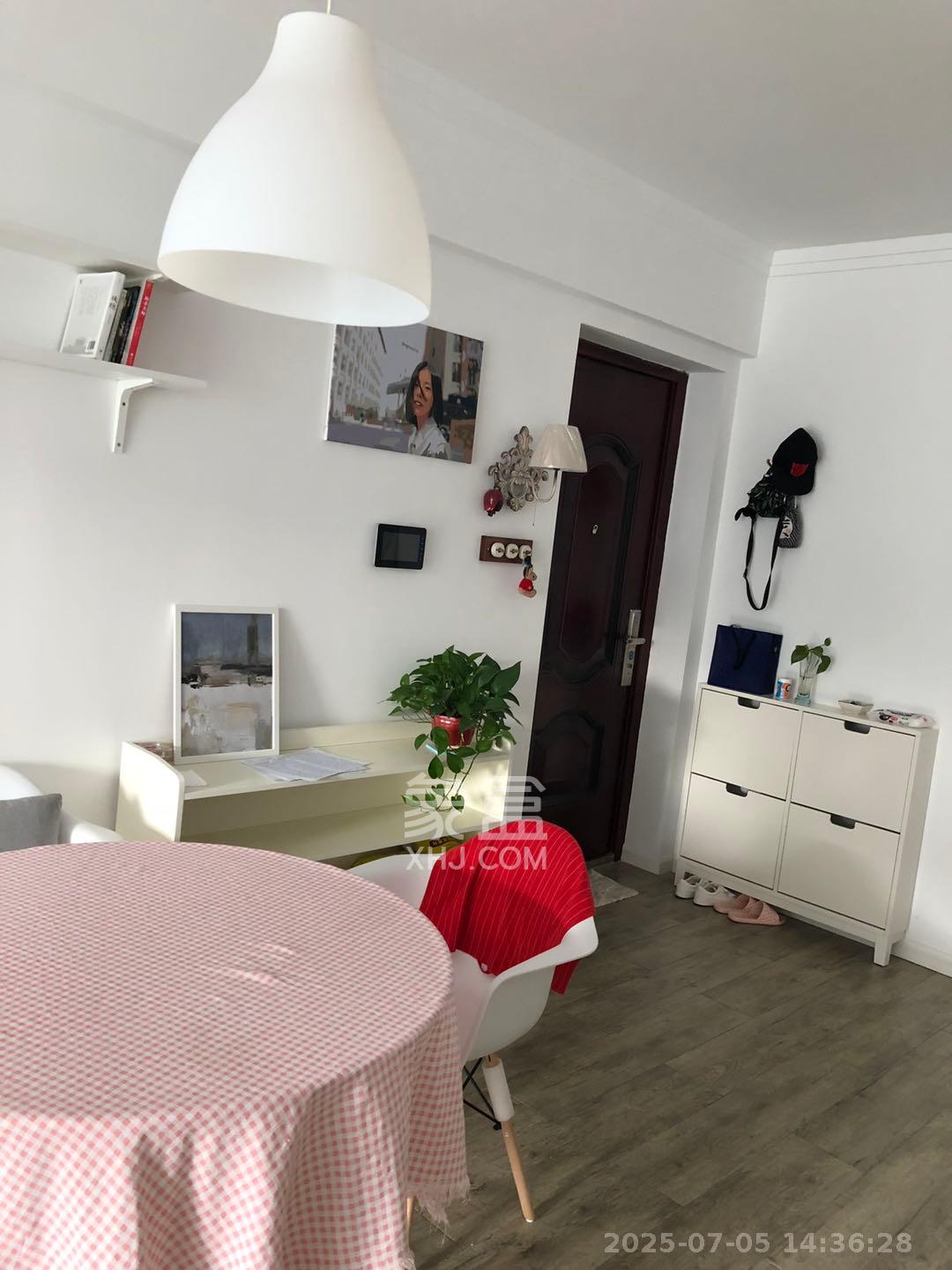 第六都(陆都小区) 2室1厅1卫 3500.00元/月 第六都(陆都小区) 2室1厅1卫 3500.00元/月室内图