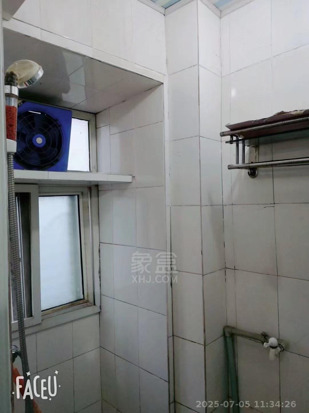 天宝宿舍  1室1厅1卫    600.0元/月 天宝宿舍  1室1厅1卫    600.0元/月