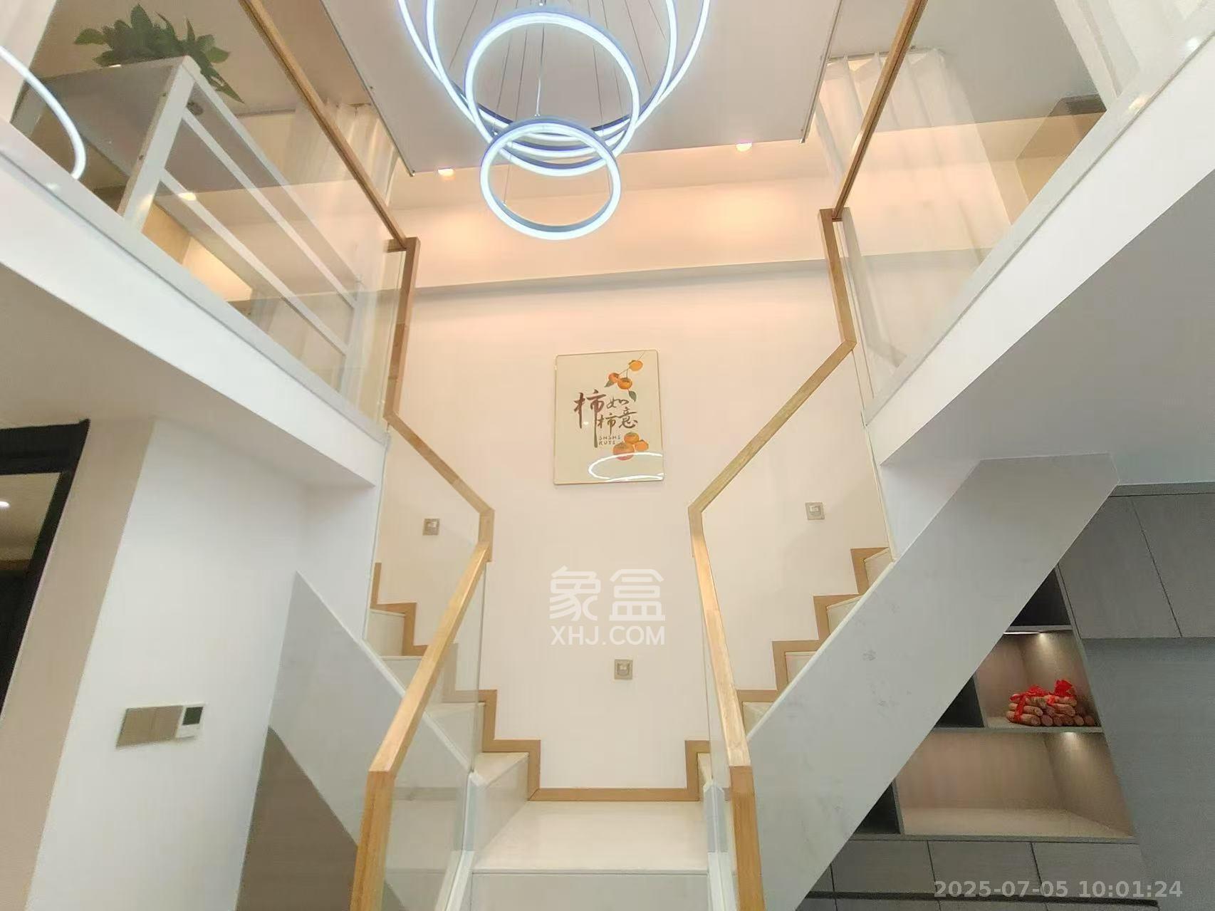 正荣梅溪紫阙台 2室2厅1卫 2500.0元/月 正荣梅溪紫阙台 2室2厅1卫 2500.0元/月室内图