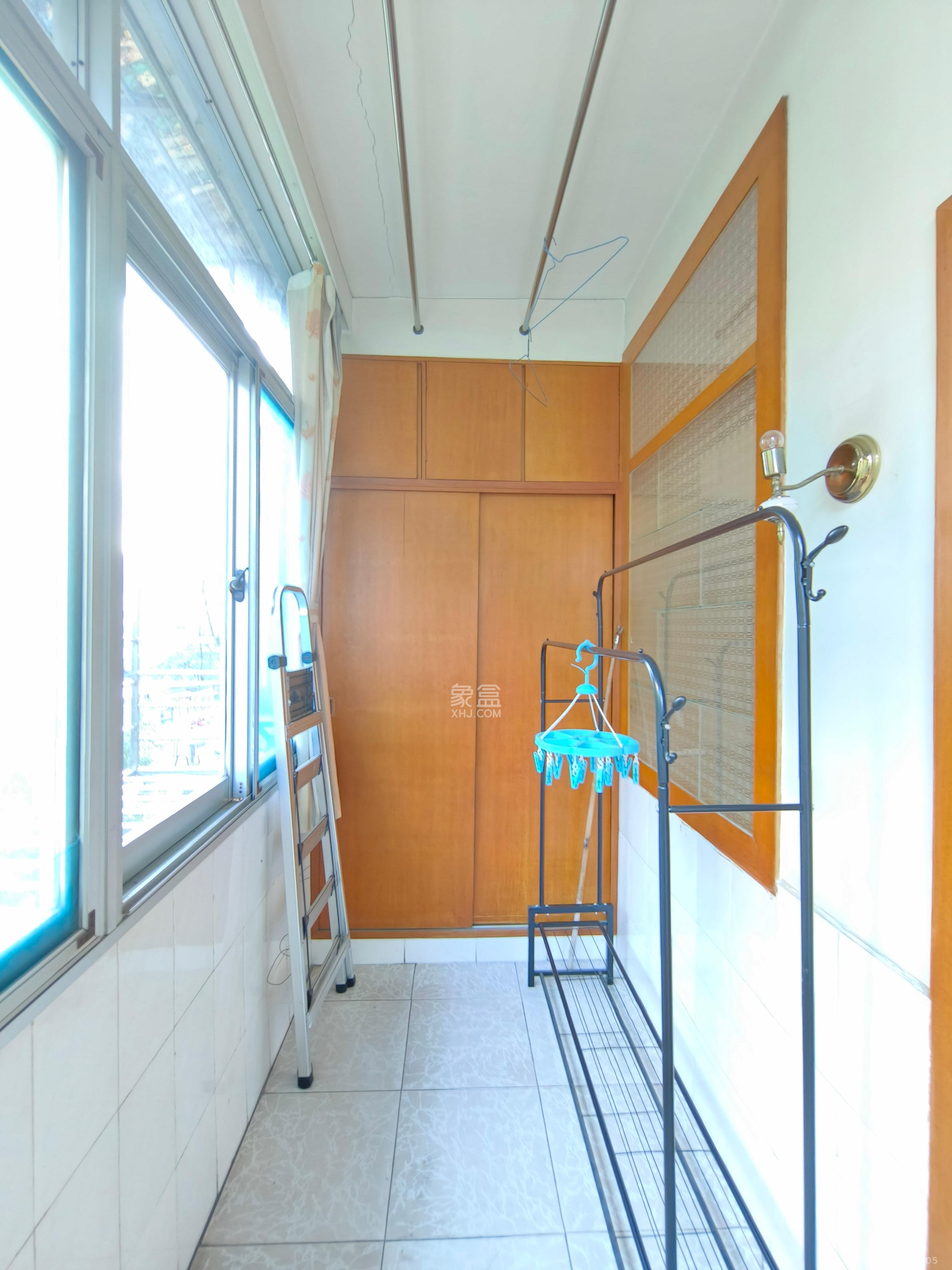 长沙师范教职工宿舍 2室2厅1卫 2300.0元/月 长沙师范教职工宿舍 2室2厅1卫 2300.0元/月室内图