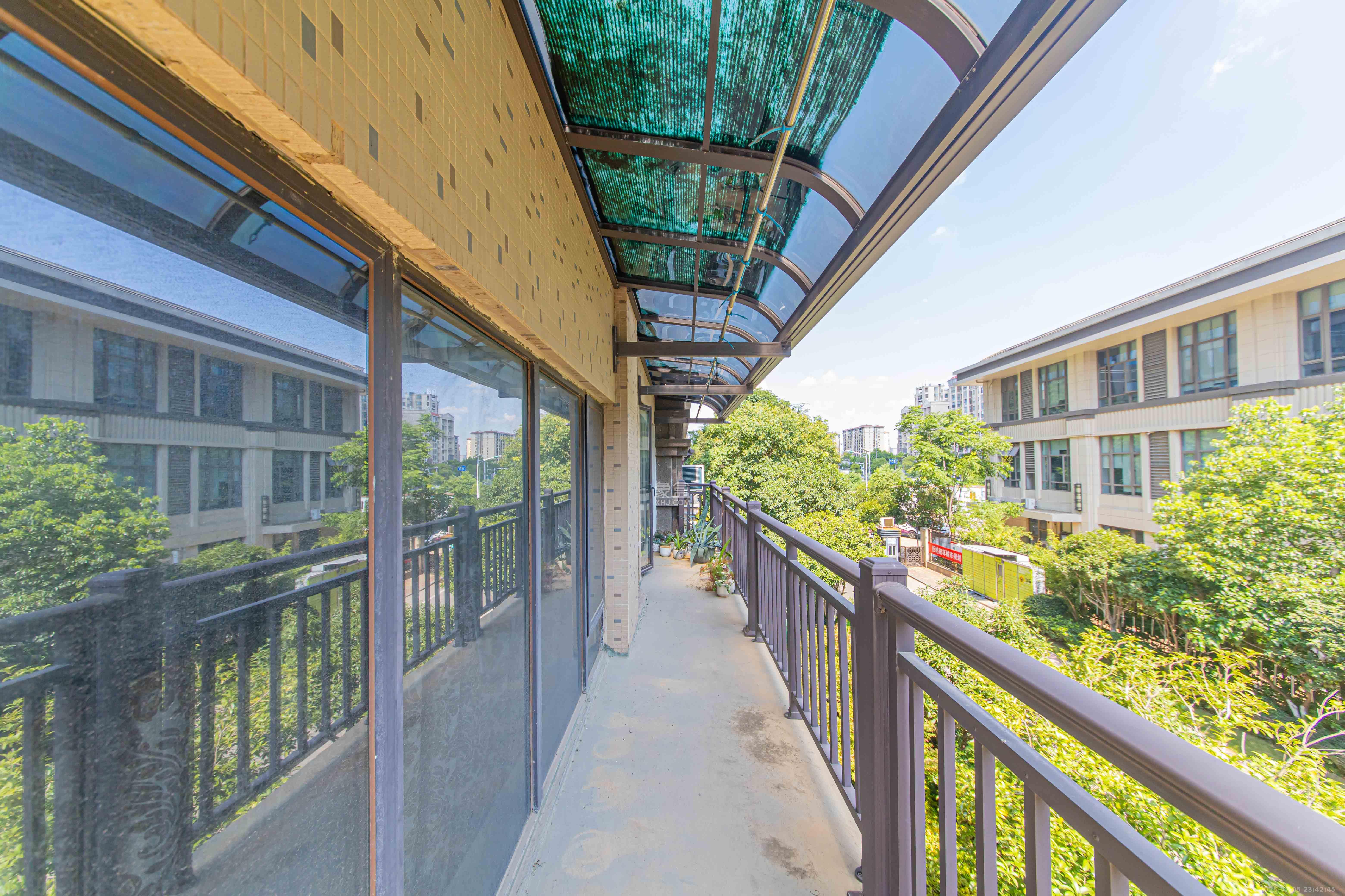 大唐印象一期云海湾 5室2厅2卫 190.0万 大唐印象一期云海湾 5室2厅2卫 190.0万其他