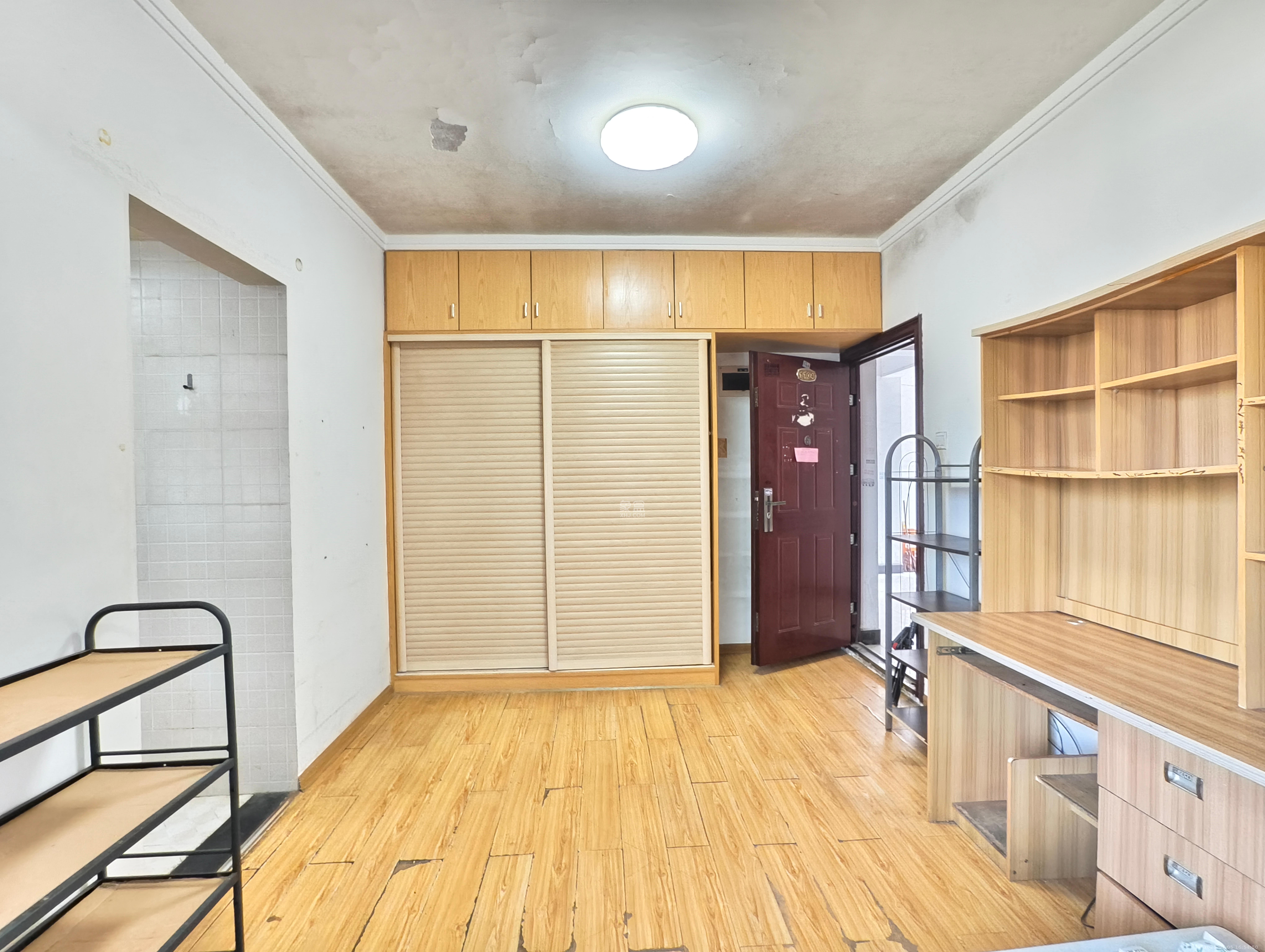 麓江春  1室1厅1卫   1450.00元/月室内图