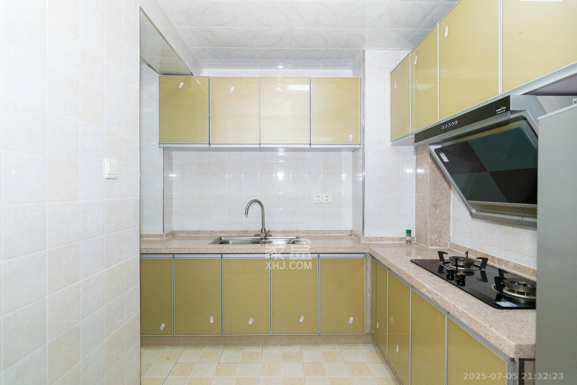 润和长郡(润和紫郡二三期) 1室0厅0卫 71.8万 润和长郡(润和紫郡二三期) 1室0厅0卫 71.8万厨房