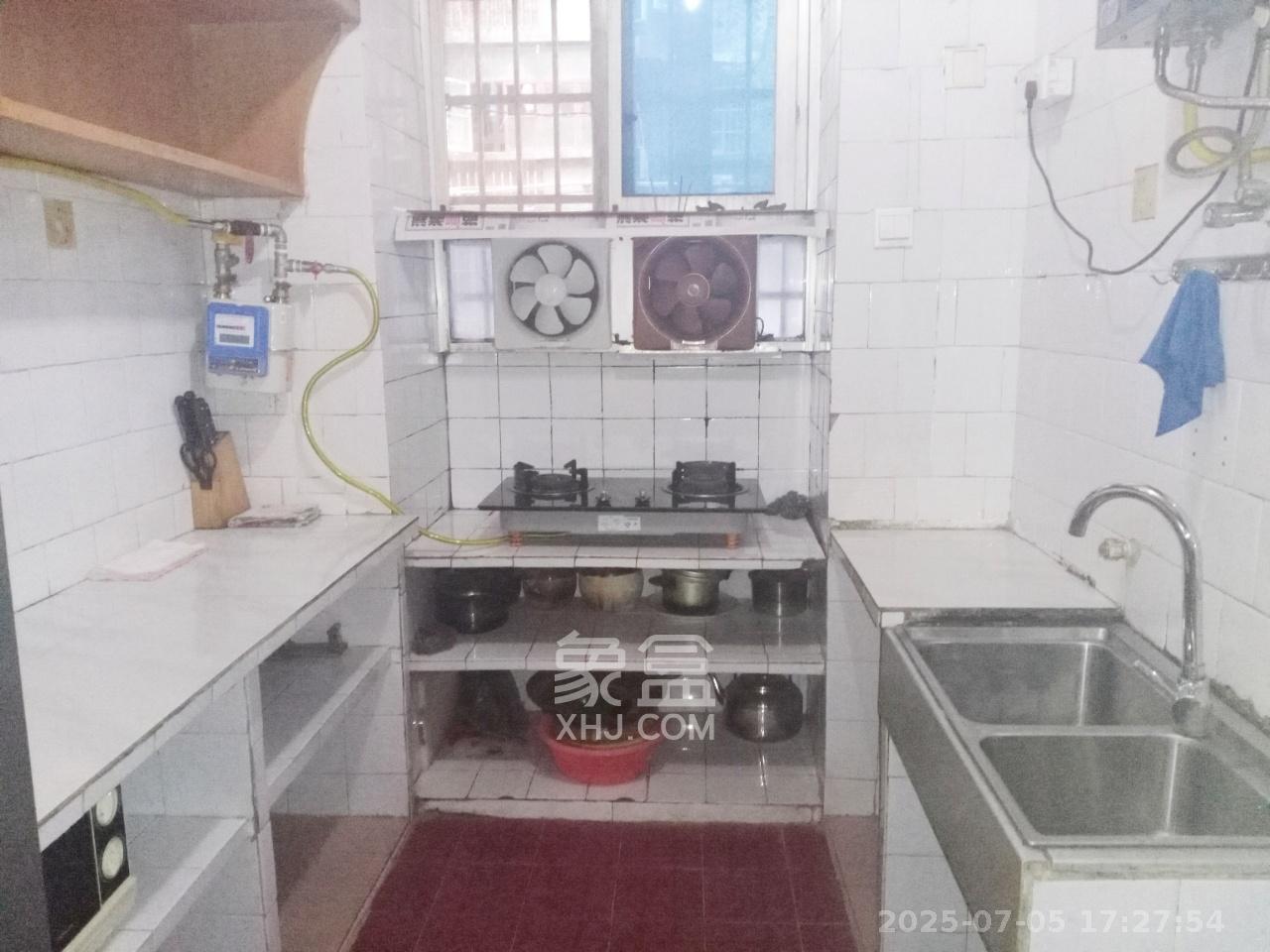 湘雅医学院(湘雅附一北院)  2室1厅1卫    2200.0元/月 湘雅医学院(湘雅附一北院)  2室1厅1卫    2200.0元/月室内图