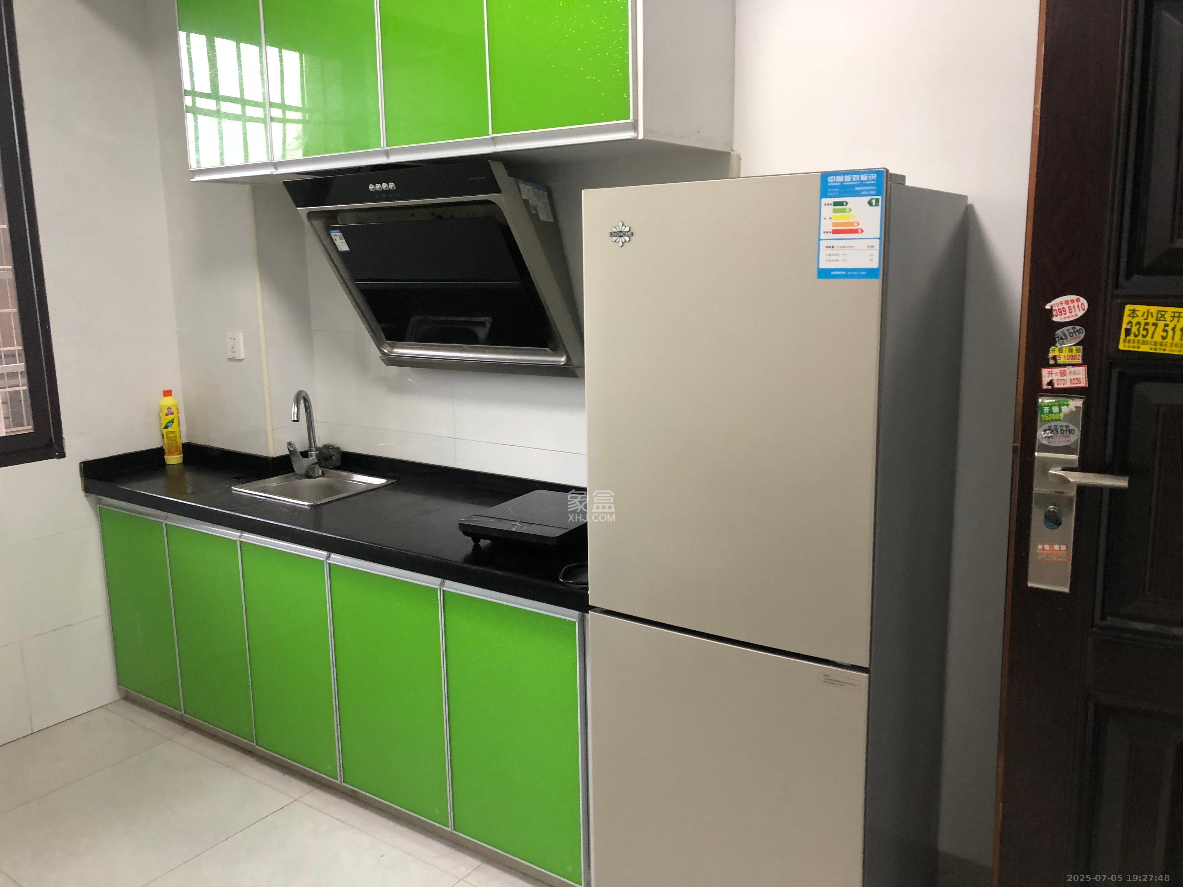 嘉顺苑  1室1厅1卫    1250.0元/月室内图