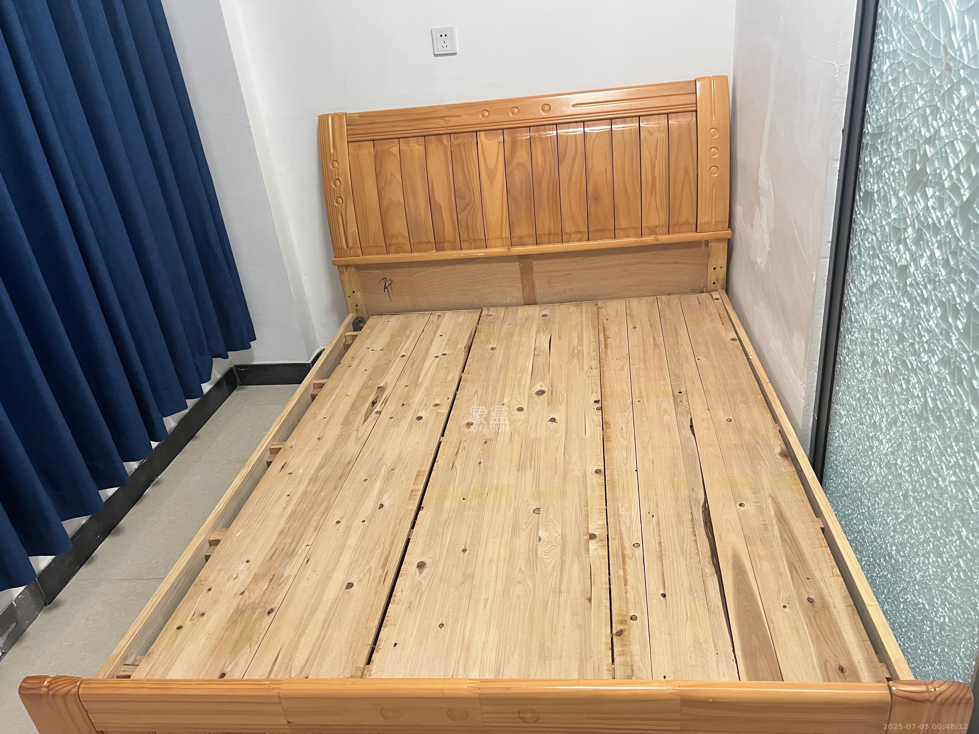 鑫远熙山 1室1厅1卫 1400.0元/月 鑫远熙山 1室1厅1卫 1400.0元/月室内图