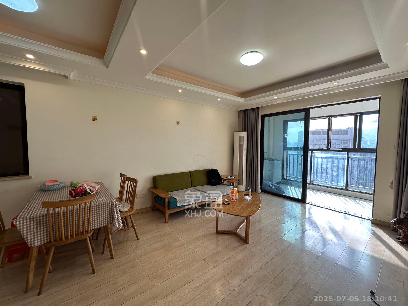 五江天街北区  2室2厅1卫   1800.00元/月室内图