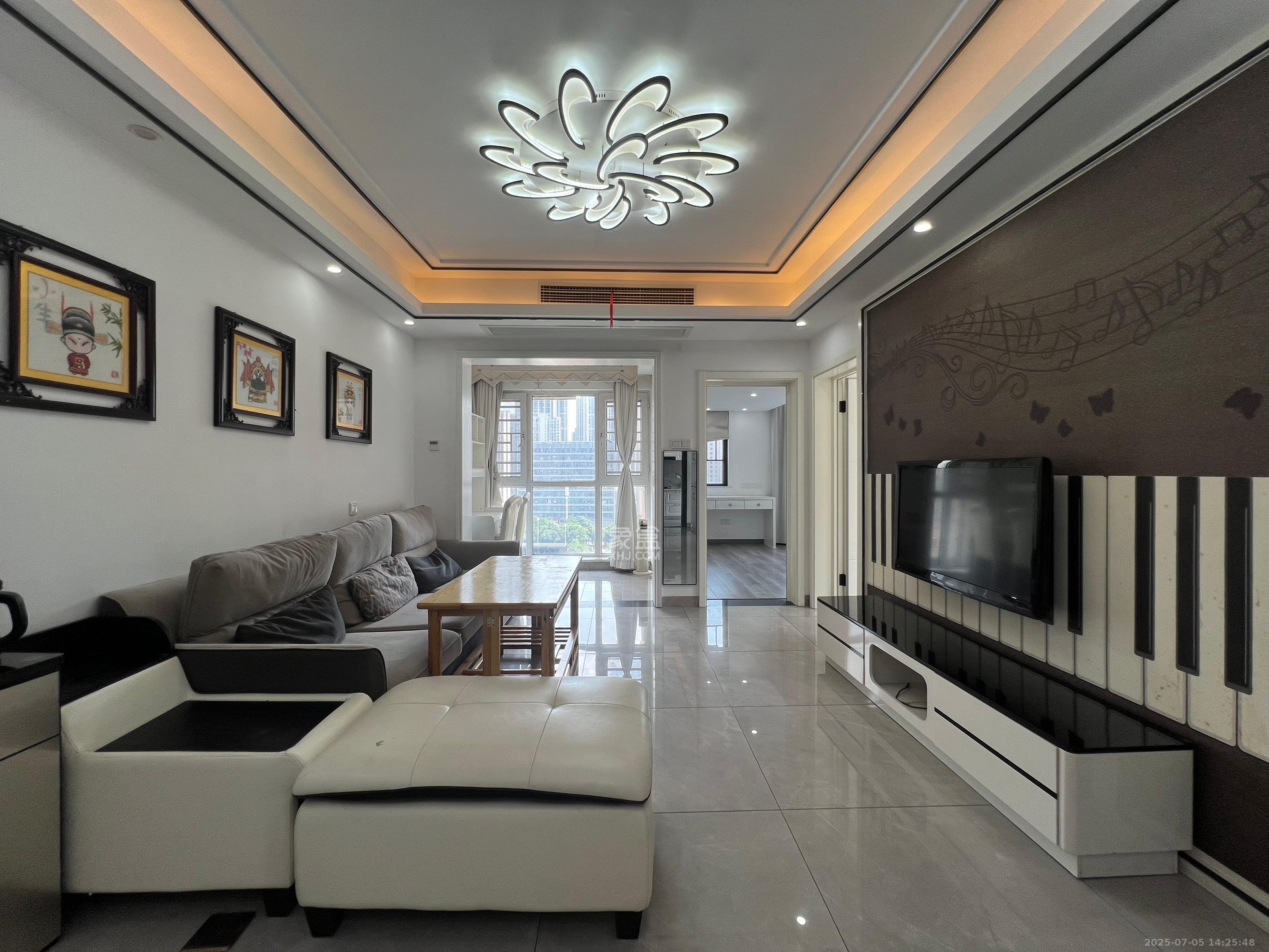 梅溪湖合能璞丽 3室2厅1卫 2500.0元/月 梅溪湖合能璞丽 3室2厅1卫 2500.0元/月室内图