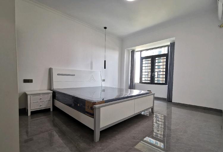 中国铁建金色蓝庭 1室0厅0卫 2300.0元/月 中国铁建金色蓝庭 1室0厅0卫 2300.0元/月室内图