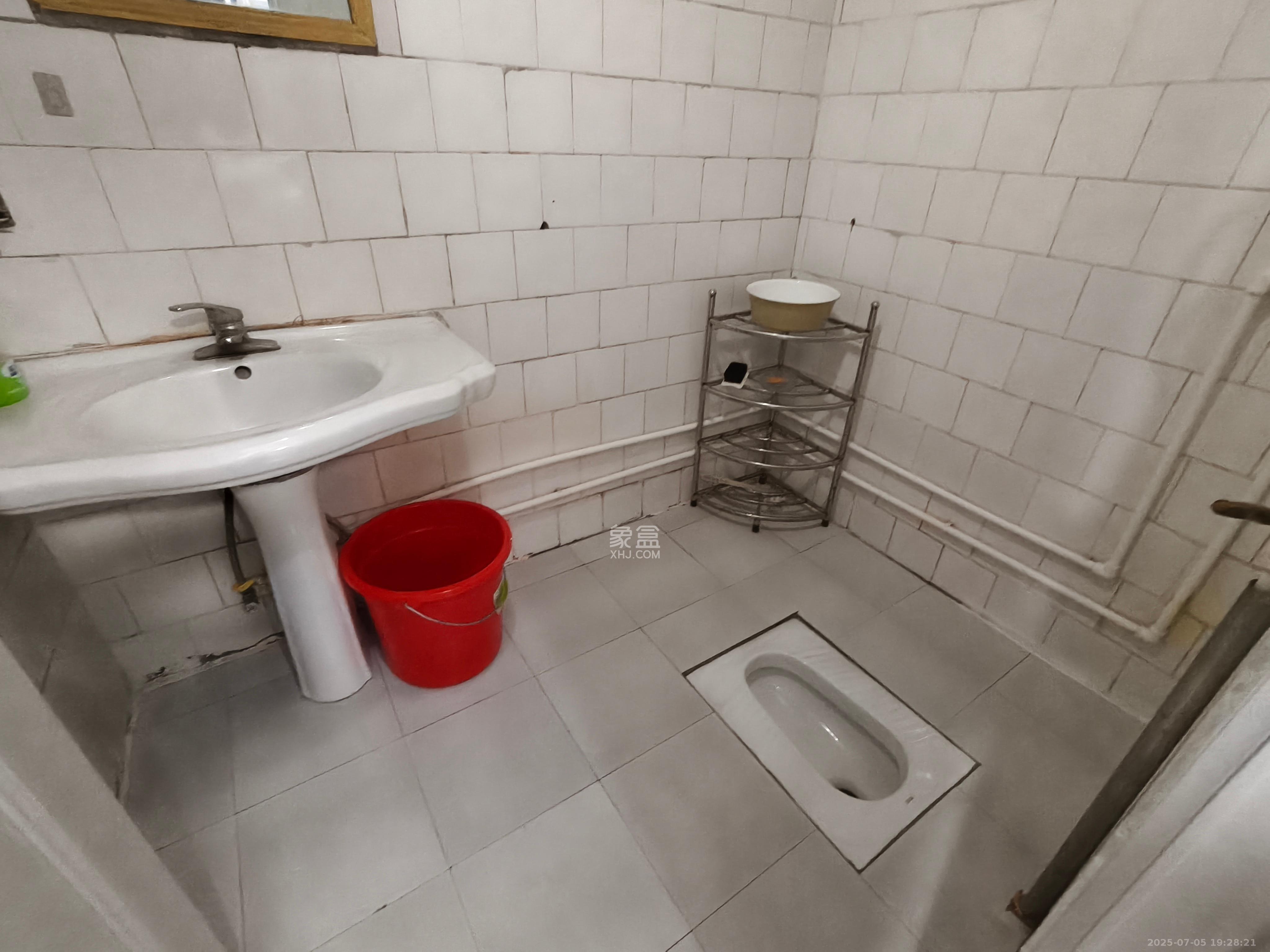 左家塘华天宿舍 2室1厅1卫 2400.0元/月 左家塘华天宿舍 2室1厅1卫 2400.0元/月室内图