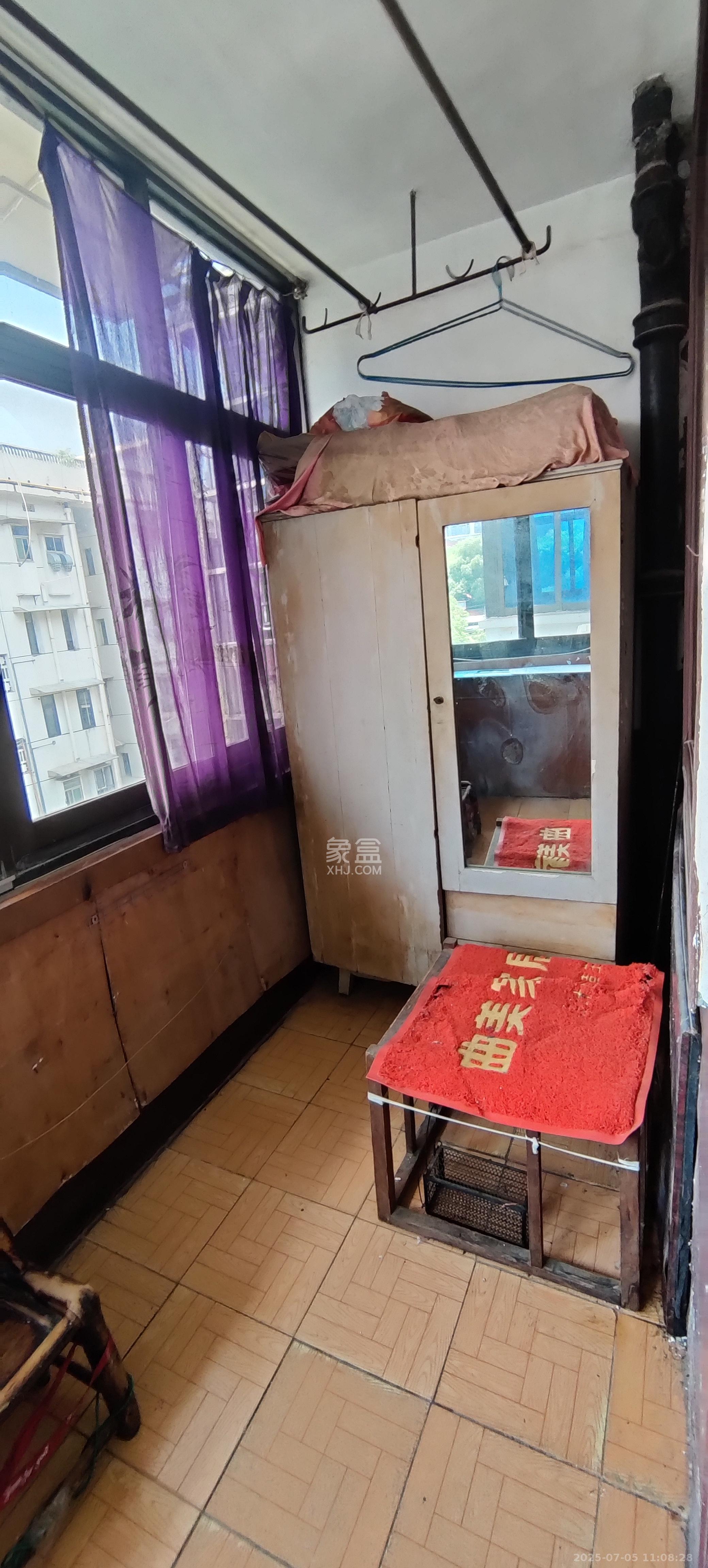 马家冲社区(马家冲小区) 2室1厅1卫 1300.0元/月 马家冲社区(马家冲小区) 2室1厅1卫 1300.0元/月室内图