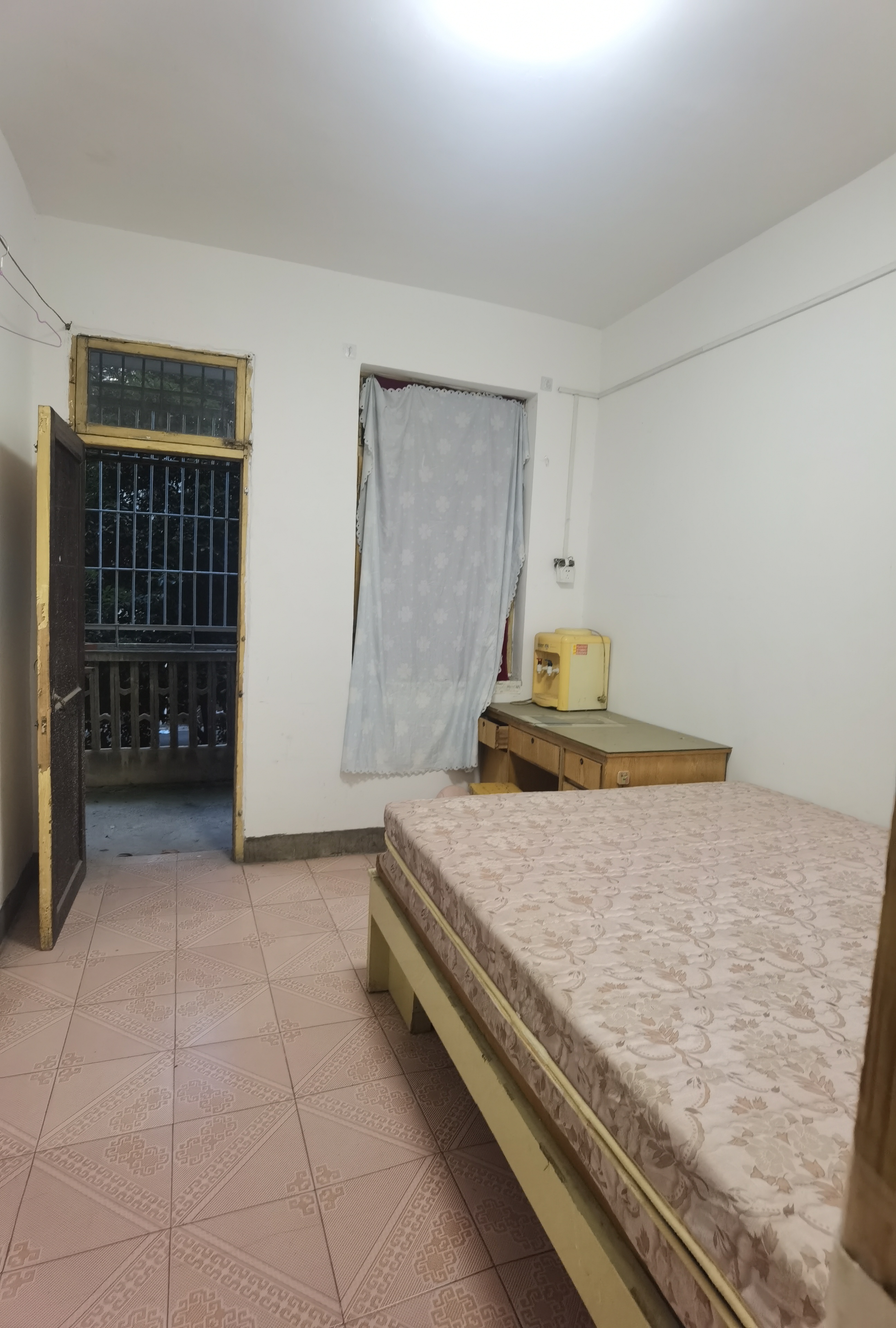 娄底人文师范学院家属楼 3室1厅1卫 1000.0元/月 娄底人文师范学院家属楼 3室1厅1卫 1000.0元/月室内图